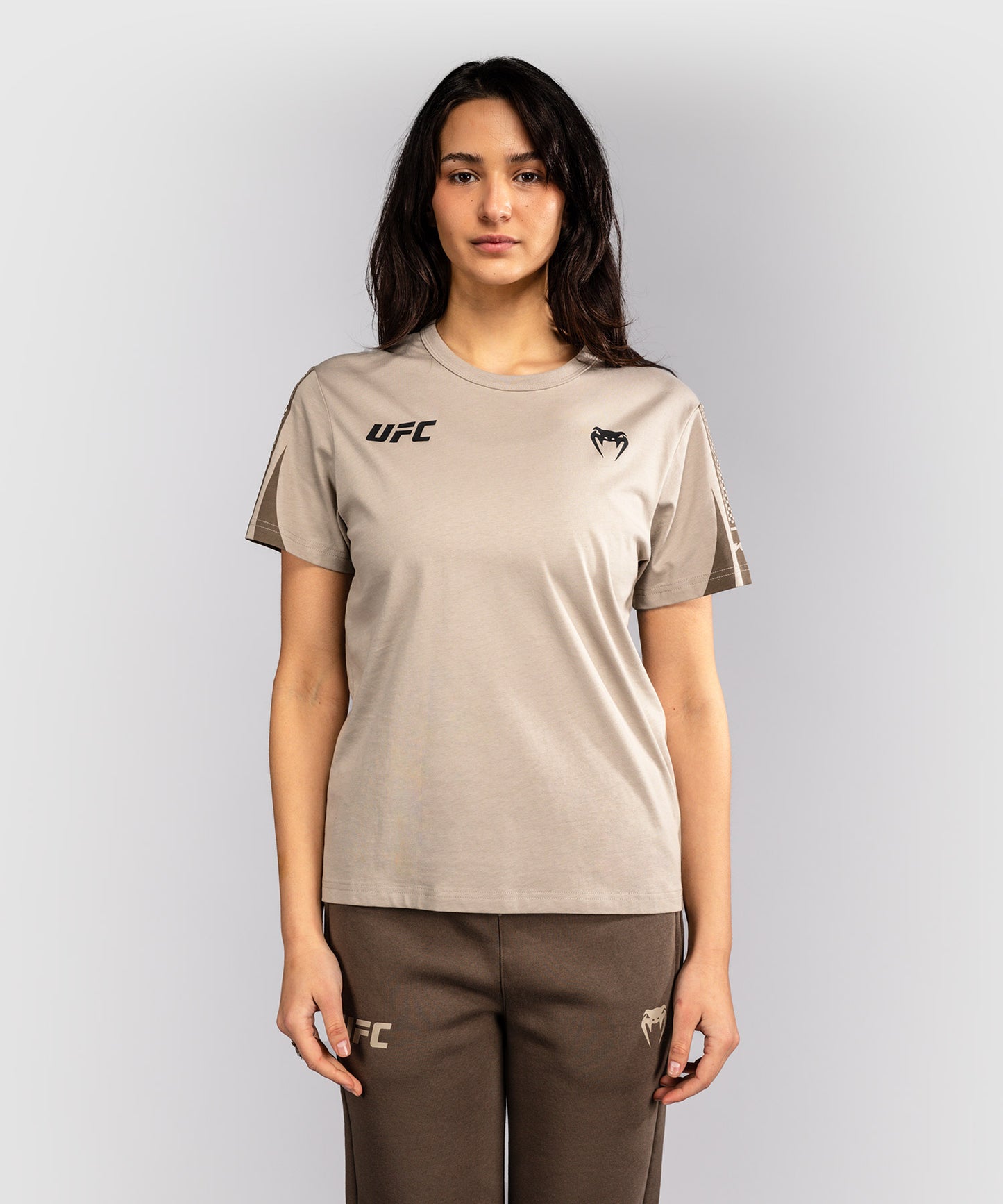 Venum UFC Unity by Venum Authentic Fight Week T-shirt a Maniche Corte da Donna - Sabbia