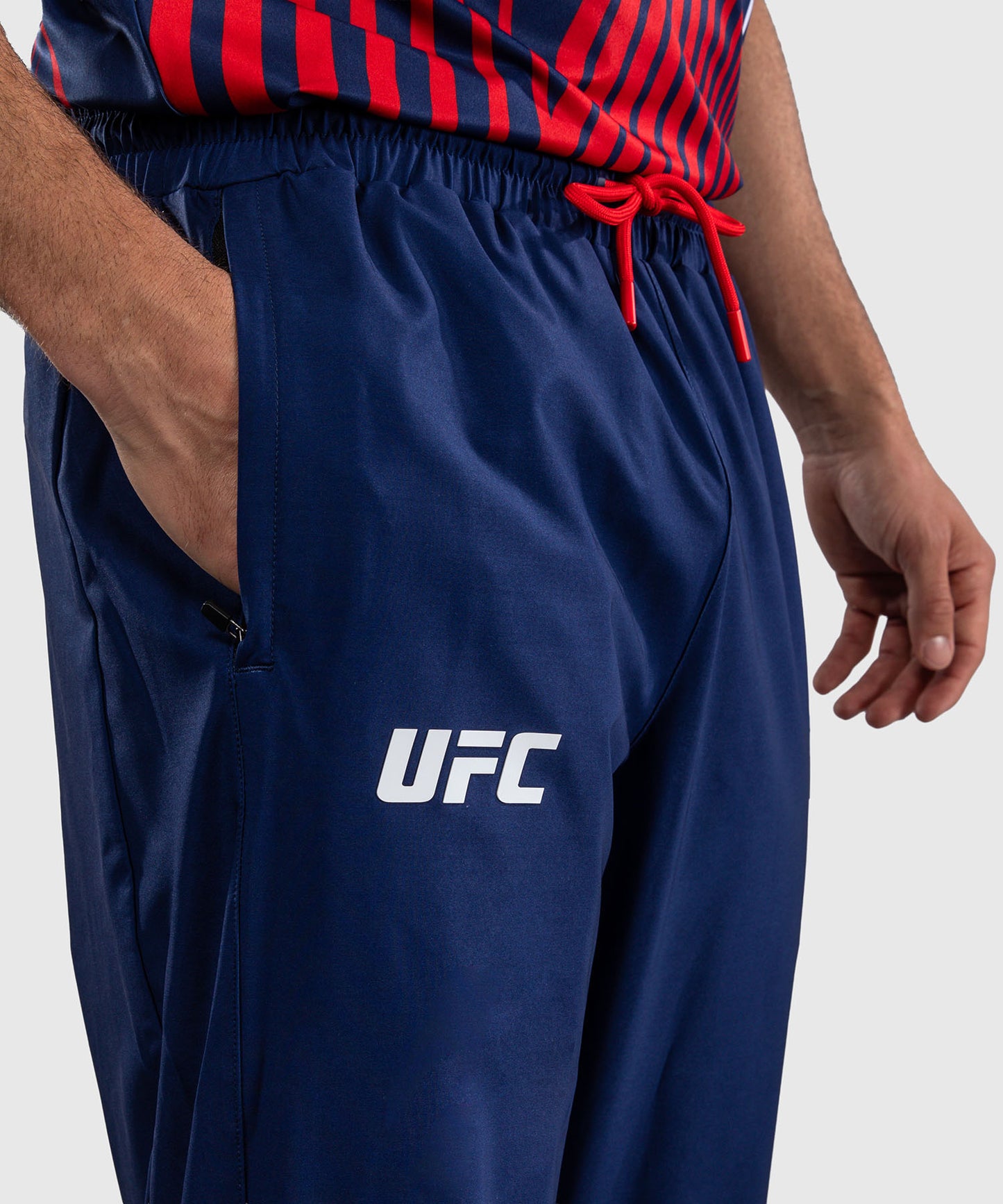 Official UFC Freedom 250 by Venum Authentic Fight Night Walkout Hose für Herren - Blau