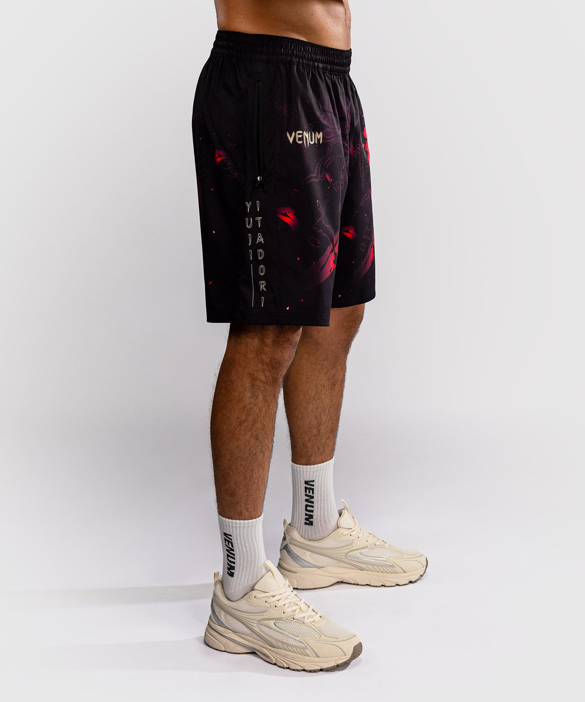 Jujutsu Kaisen x Venum Itadori Short de Entrenamiento – Negro/Rojo