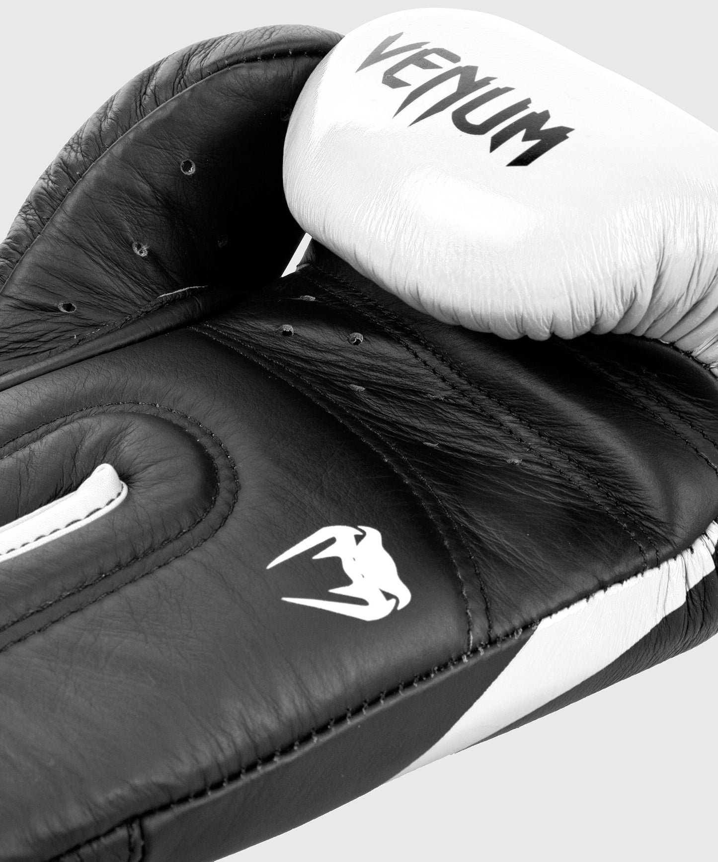 Venum Hammer Velcro pro boxing gloves - Black/White