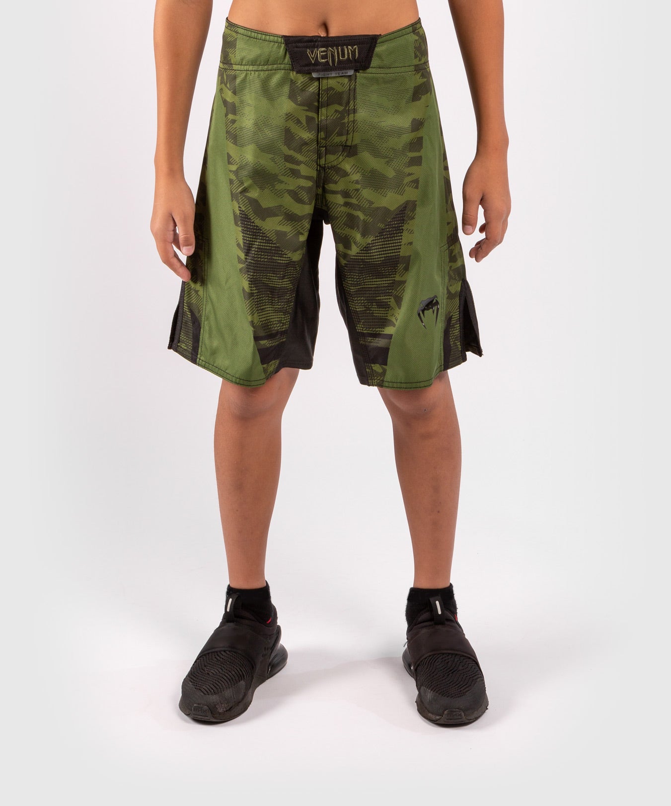 Venum Trooper Kinder Fightshorts - Forest Camo/Schwarz