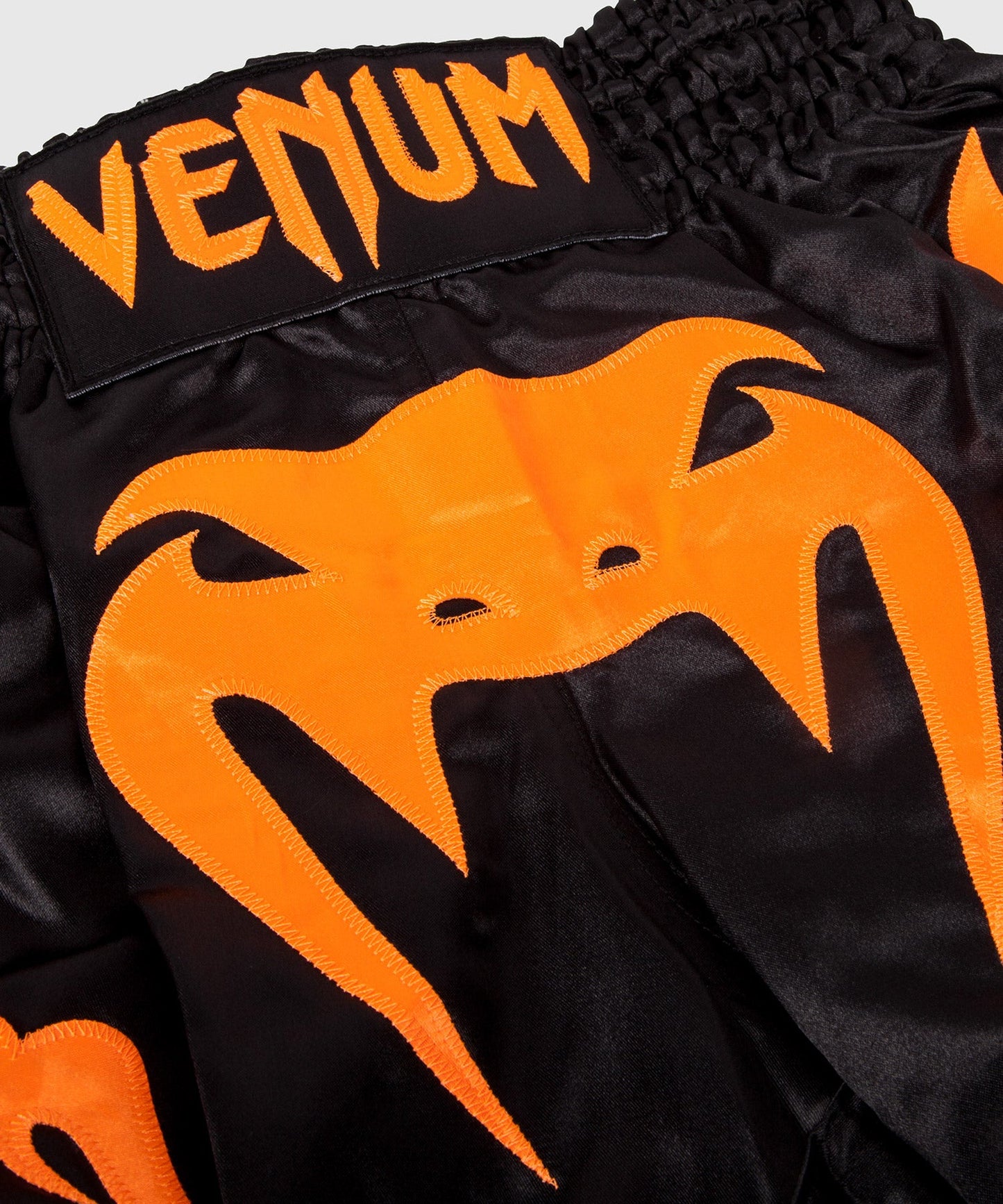 Venum Bangkok Inferno Thai-Boxing Shorts - Schwarz/Orange