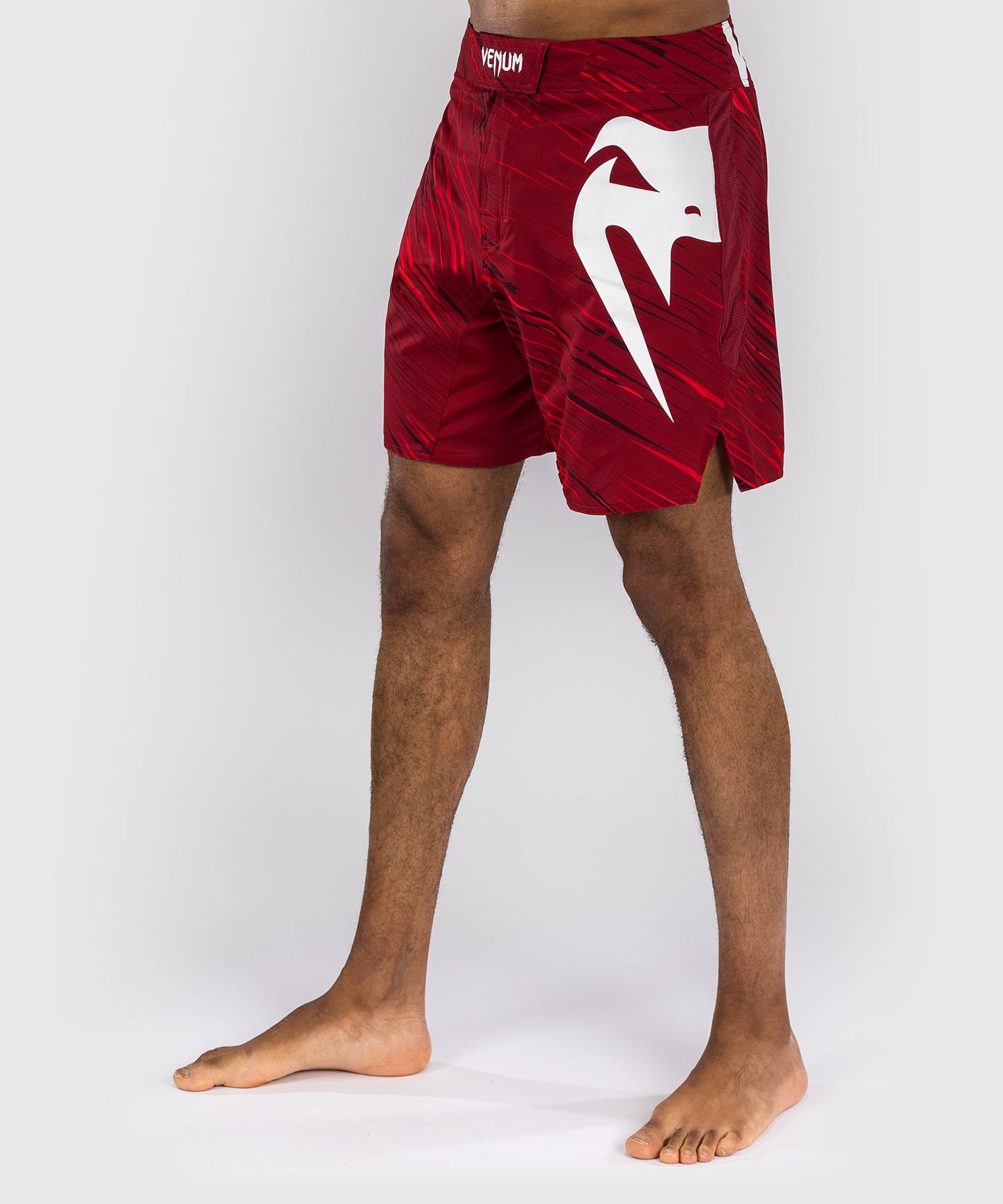 Short de Combat Venum Rapid Light - Rouge Cerise