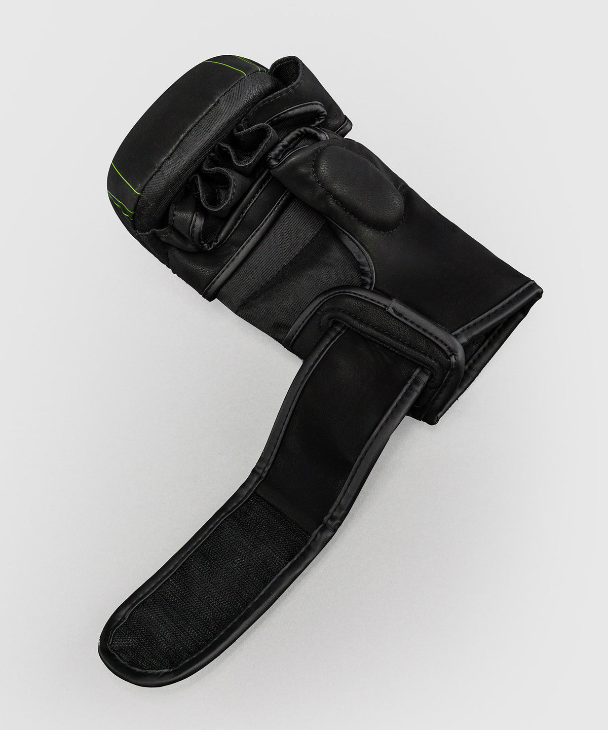 Venum Amazonia Reborn Guantes de sparring MMA - Negro/Verde