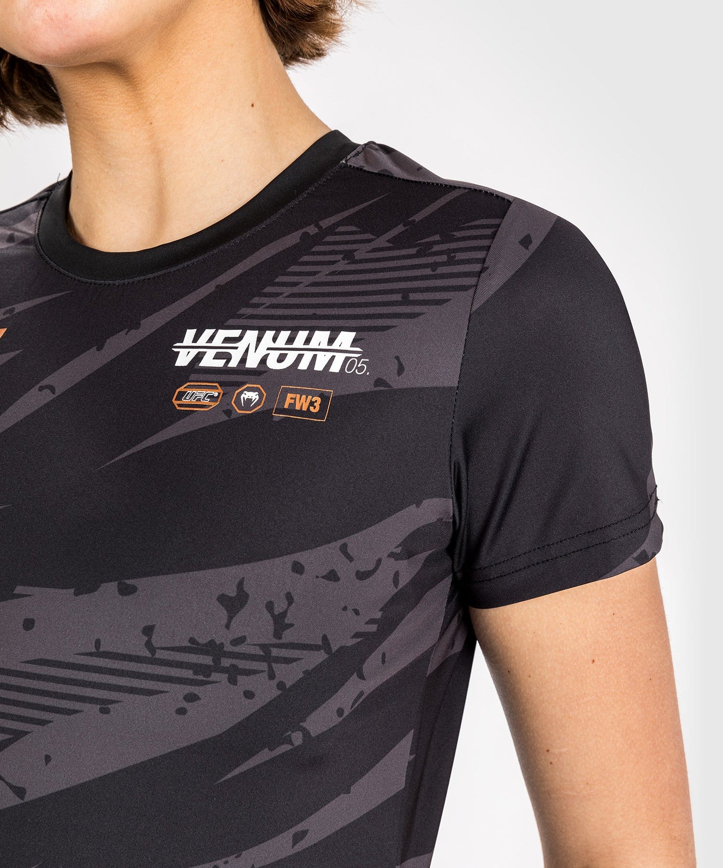 T-Shirt Dry-Tech pour Femmes UFC Adrenaline by Venum Fight Week - Urban Camo