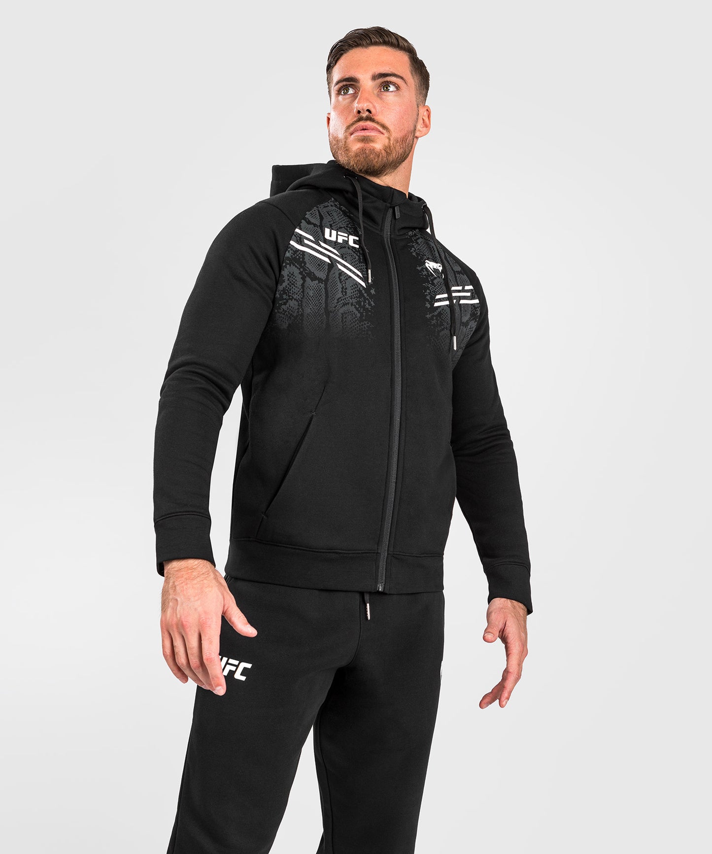 Sweatshirt Zippé à Capuche pour Hommes UFC Adrenaline by Venum Replica - Noir