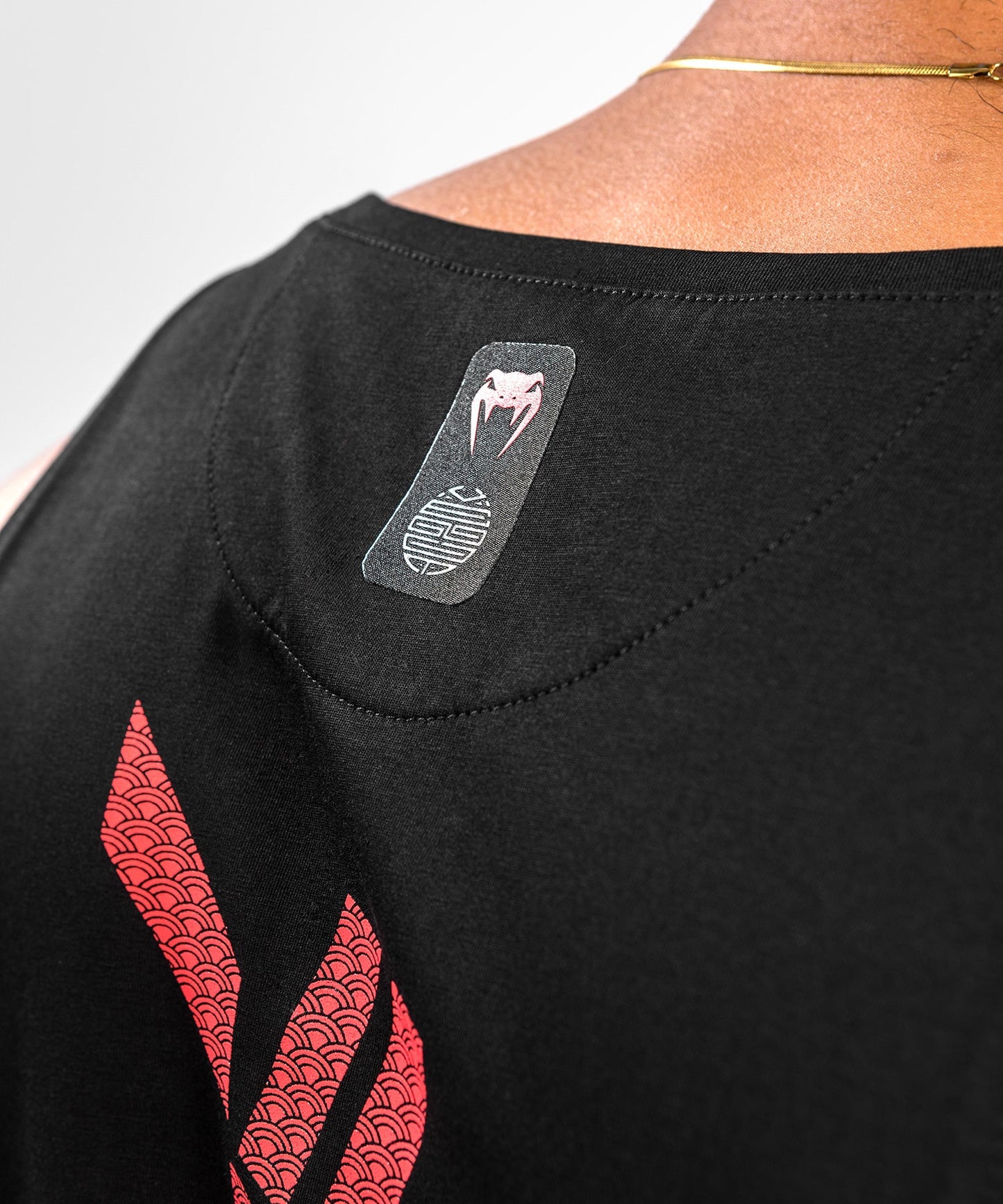 Venum Okinawa 3.0 tank top - Black/Red