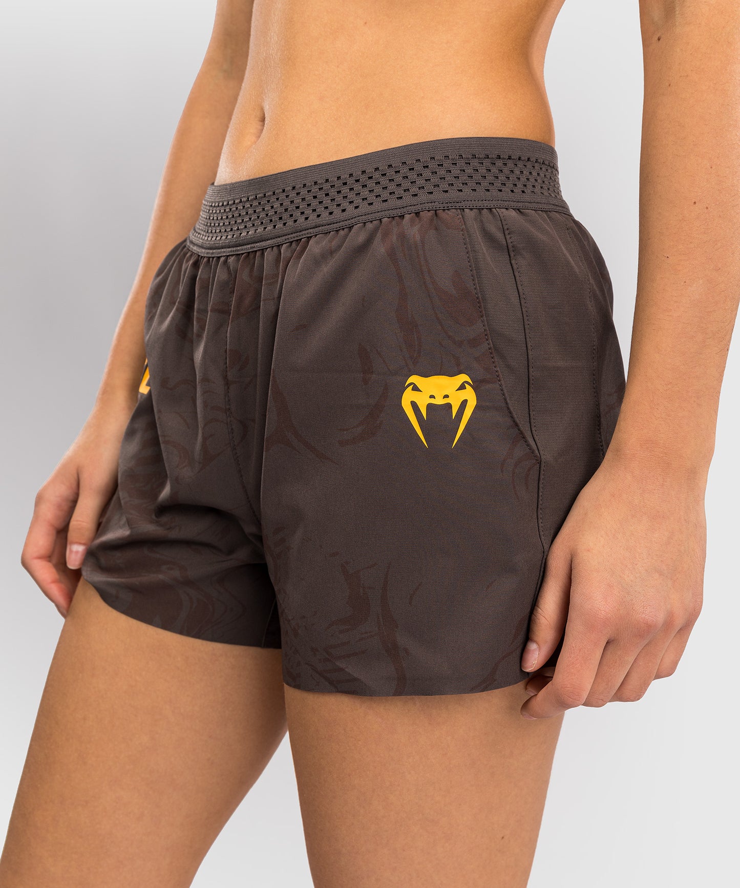 UFC Fusion by Venum Fight Week Damen Performance Short - Erdiges Braun
