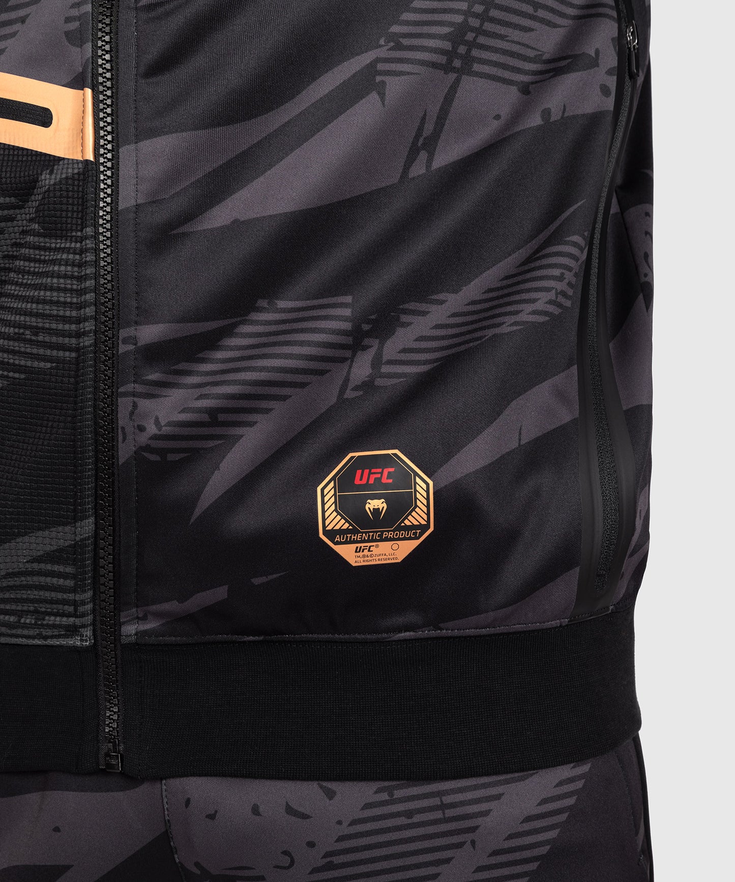 UFC Adrenaline by Venum Fight Week Felpa Con Cappuccio e zip da Uomo - Urban Camo