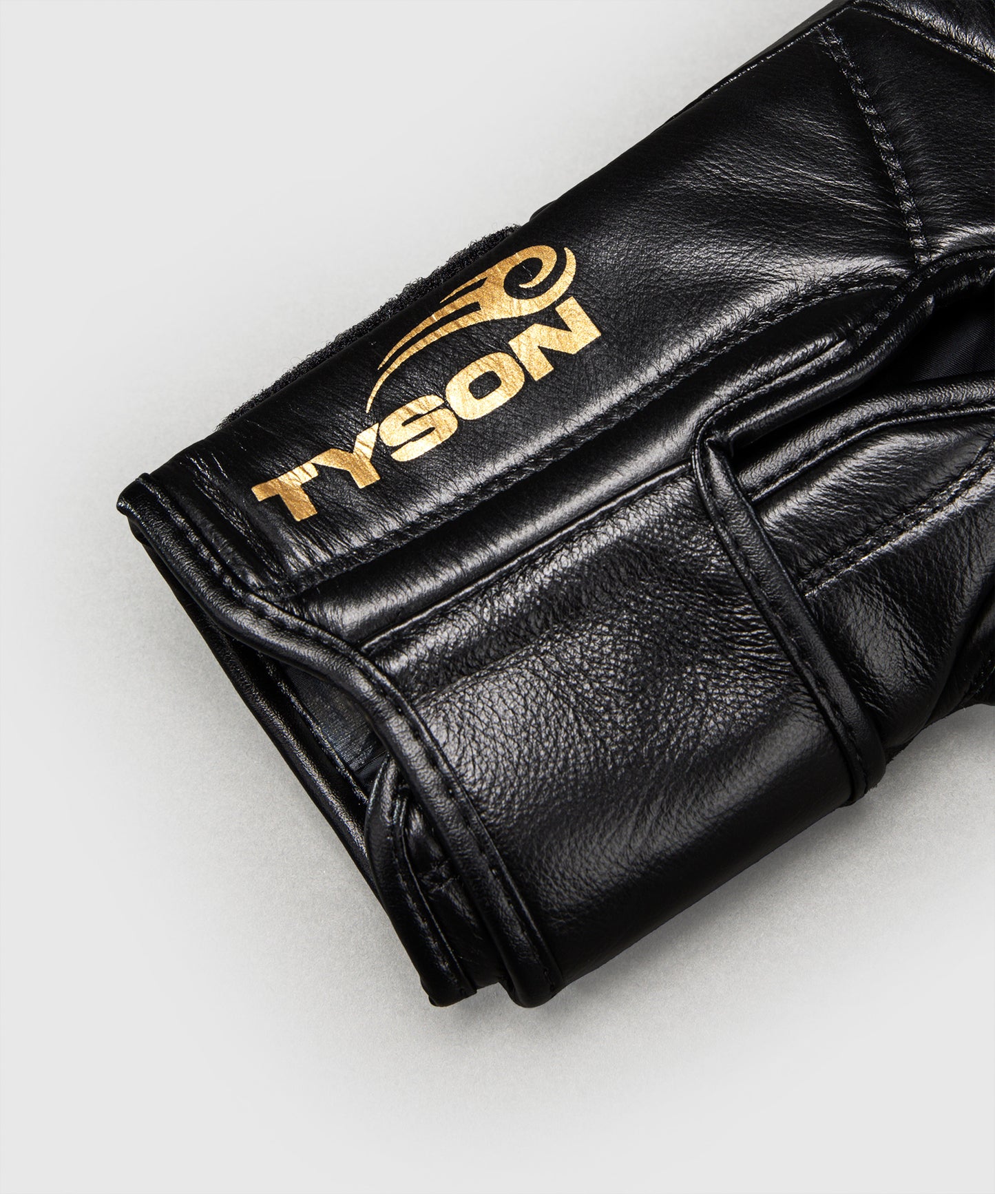 Venum Giant 2.0 Guantes de Boxeo Pro Mike Tyson – Negro/Oro