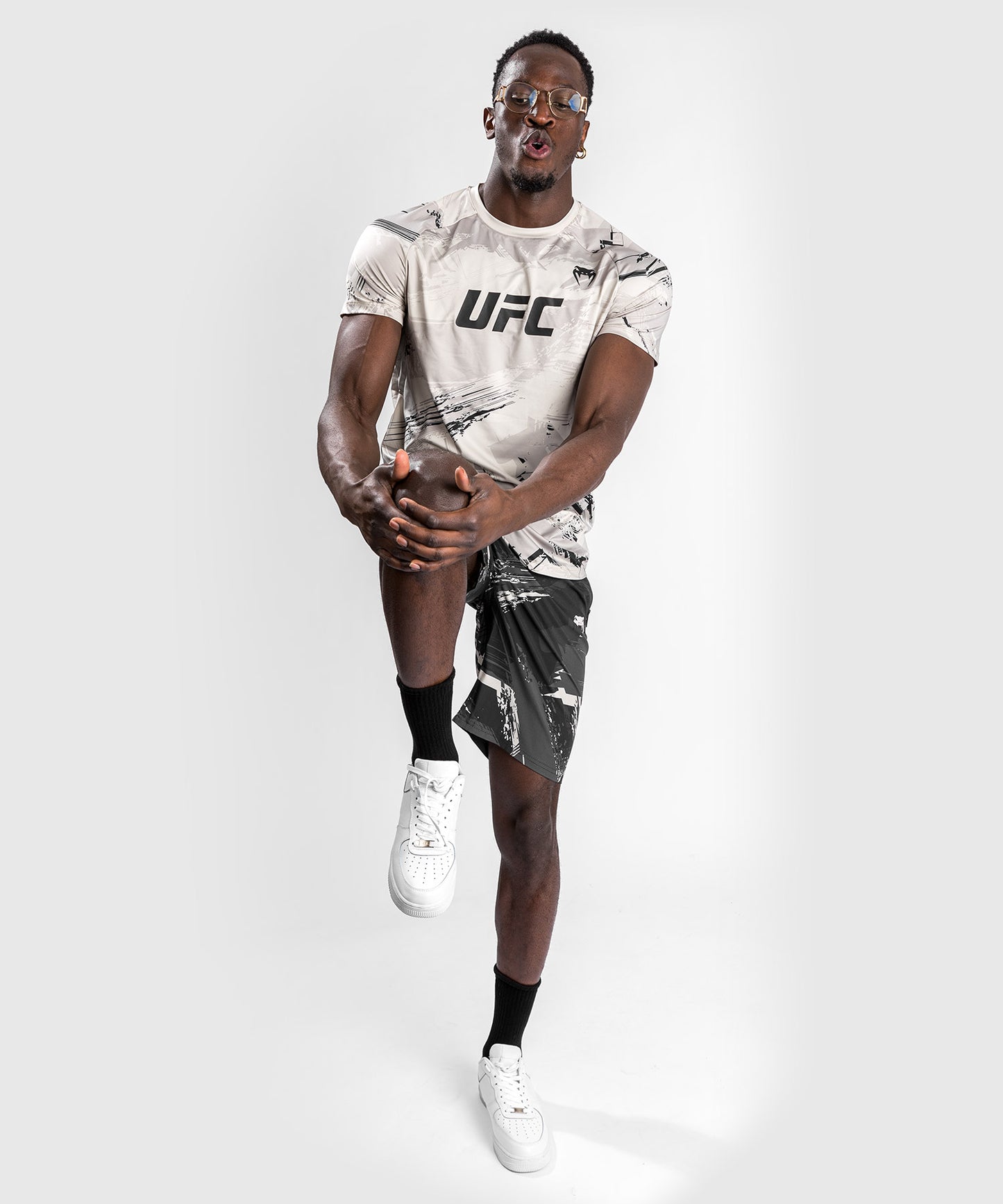 T-shirt Dry Tech-  Manches Courtes Homme UFC Venum Authentic Fight Week 2.0 - Sable