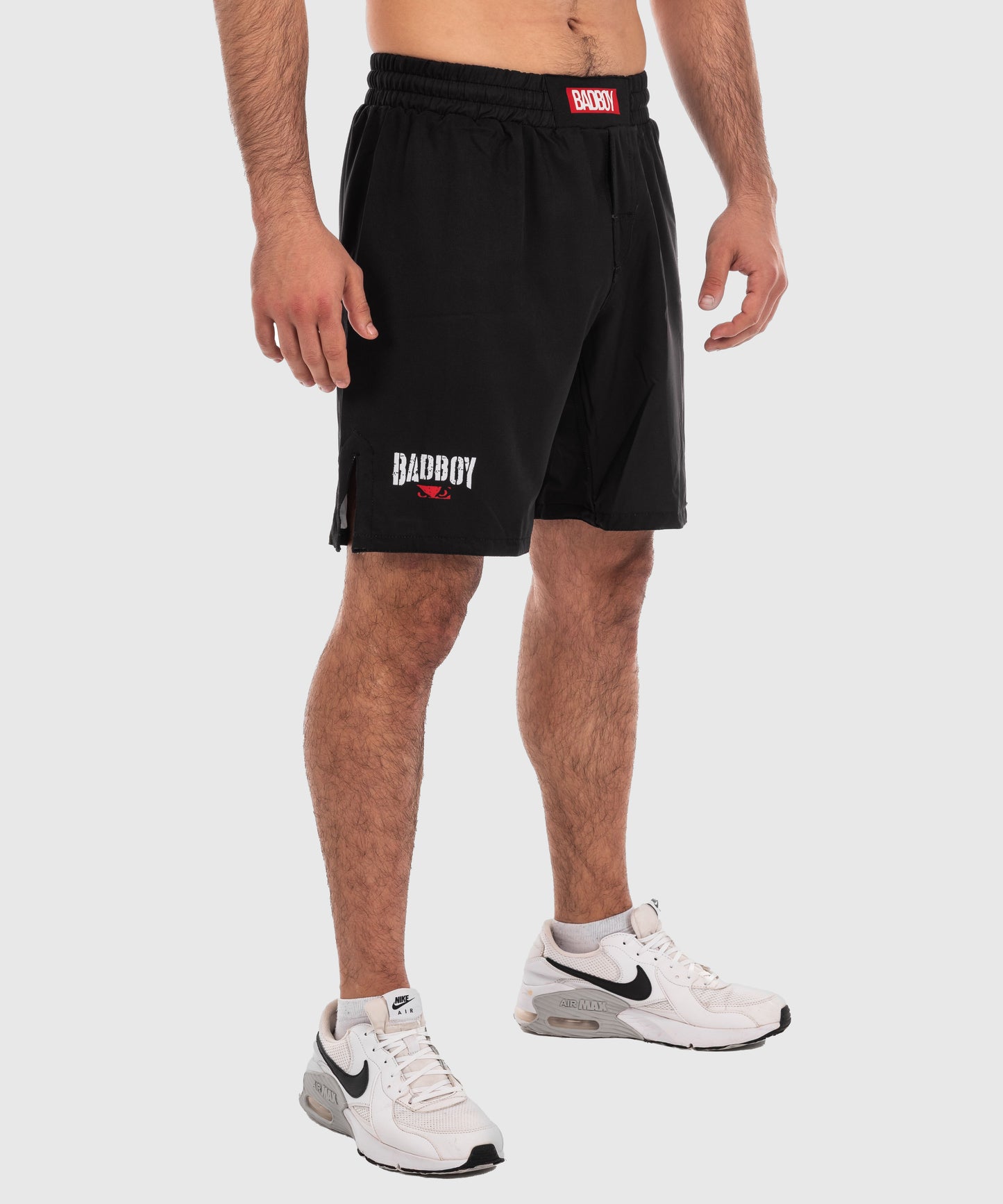Bad Boy Guillotine Fightshorts - Negro/Blanco