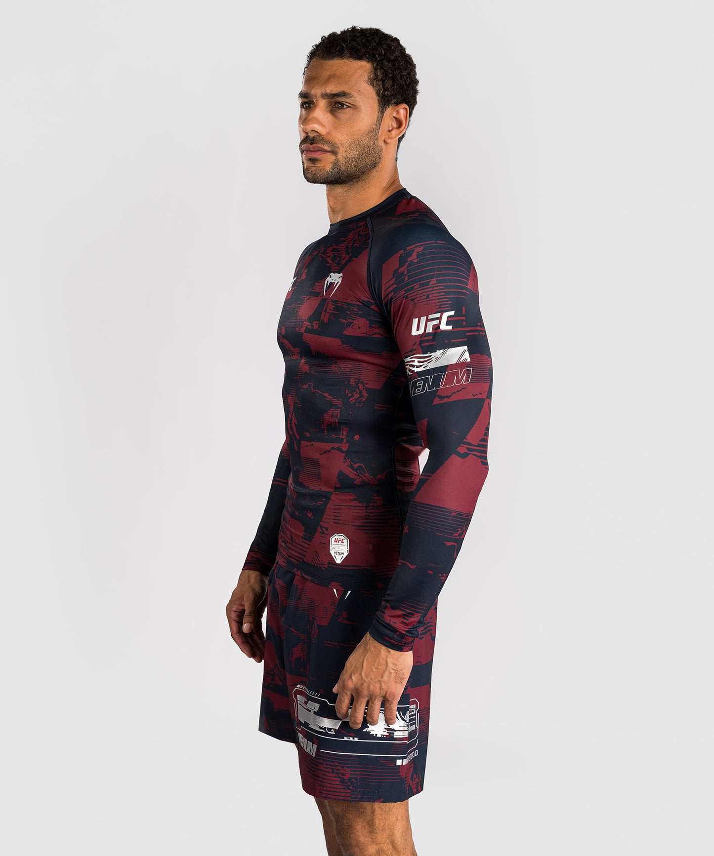 UFC Zenith by Venum Authentic Fight Week Rashguard de manga larga Performance Hombre - Azul marino/Burdeos/Plateado