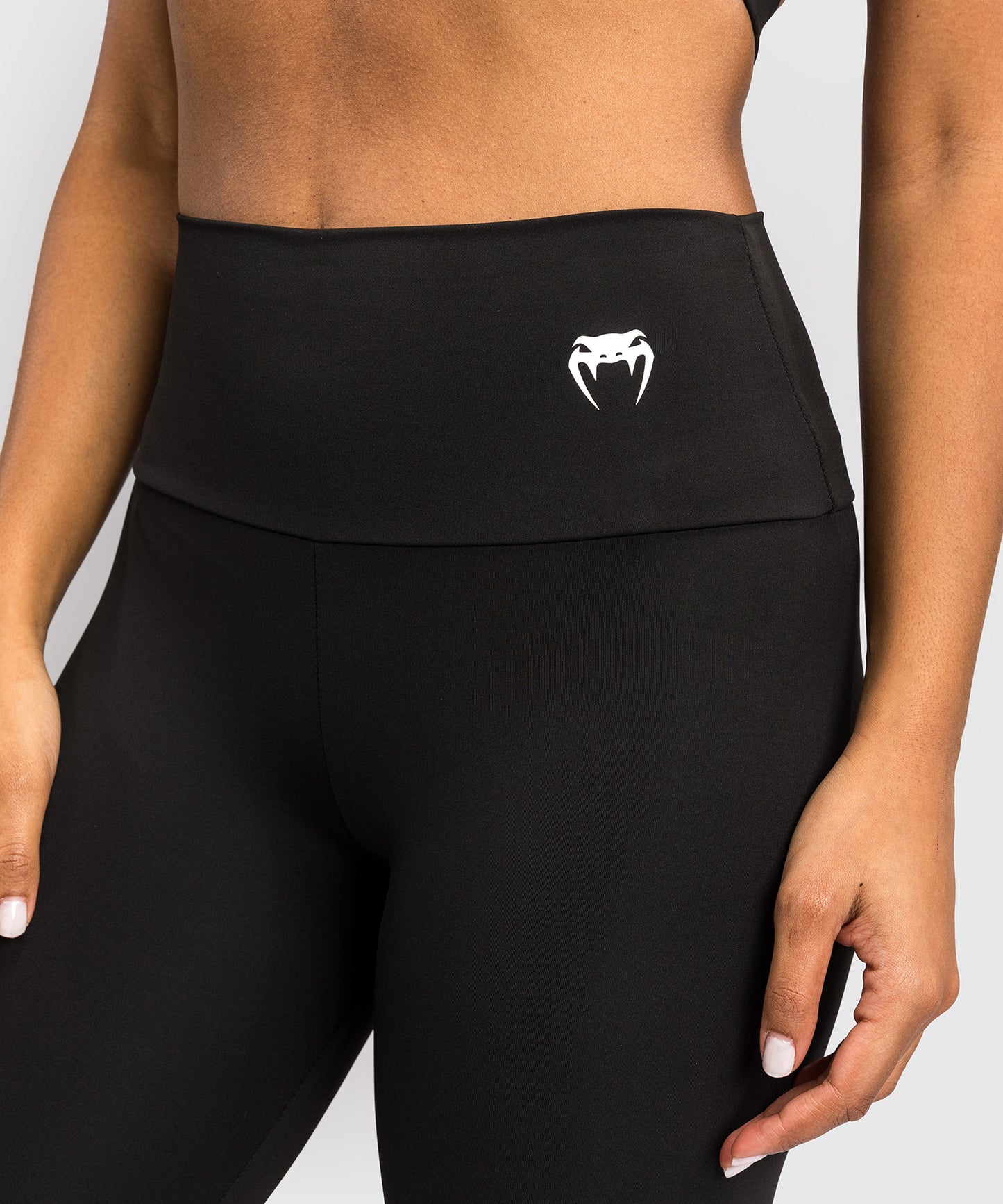 Venum Halo Biker Shorts - Schwarz
