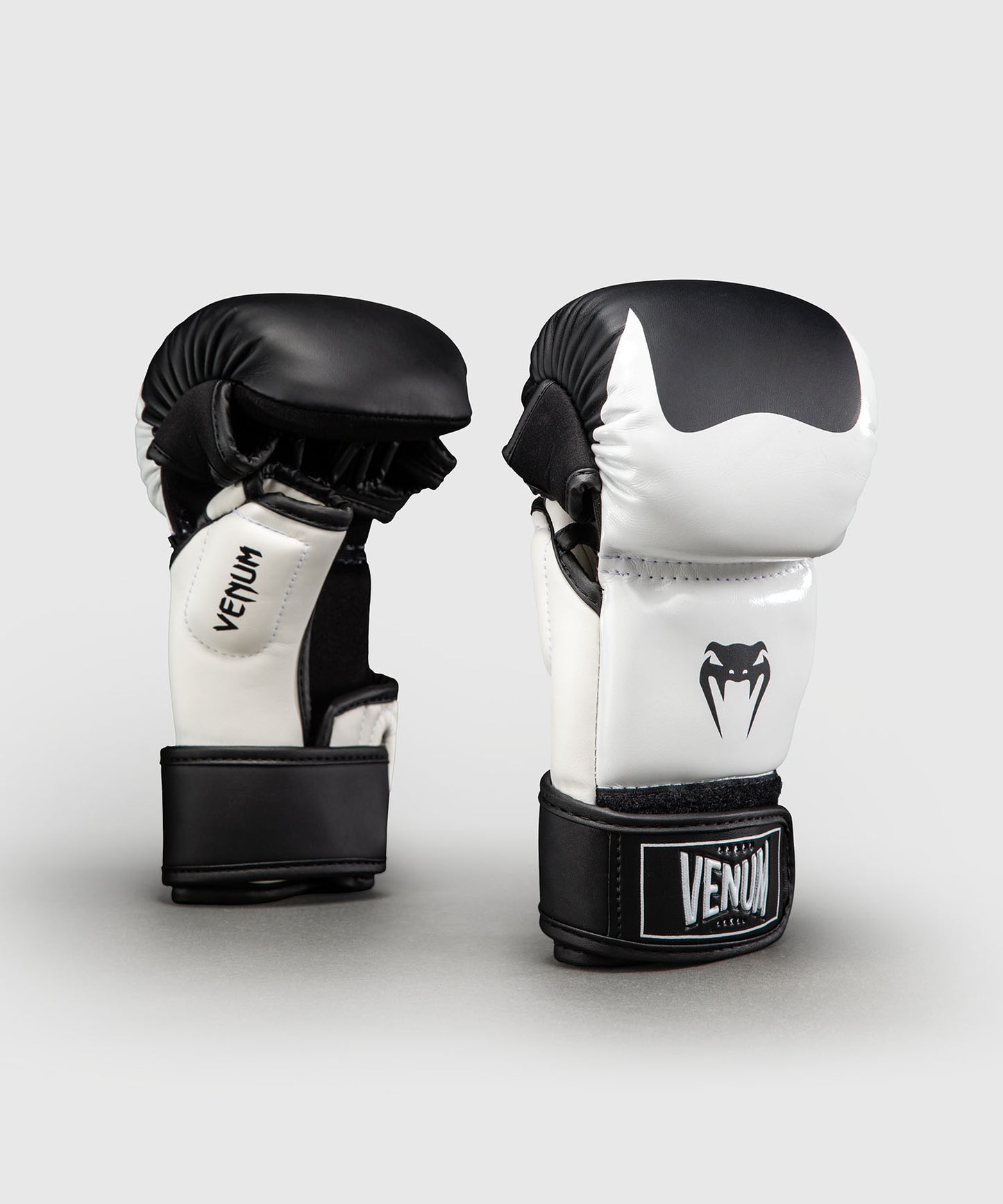 Gants de Sparring Venum Attack 2.0 – Noir/Blanc