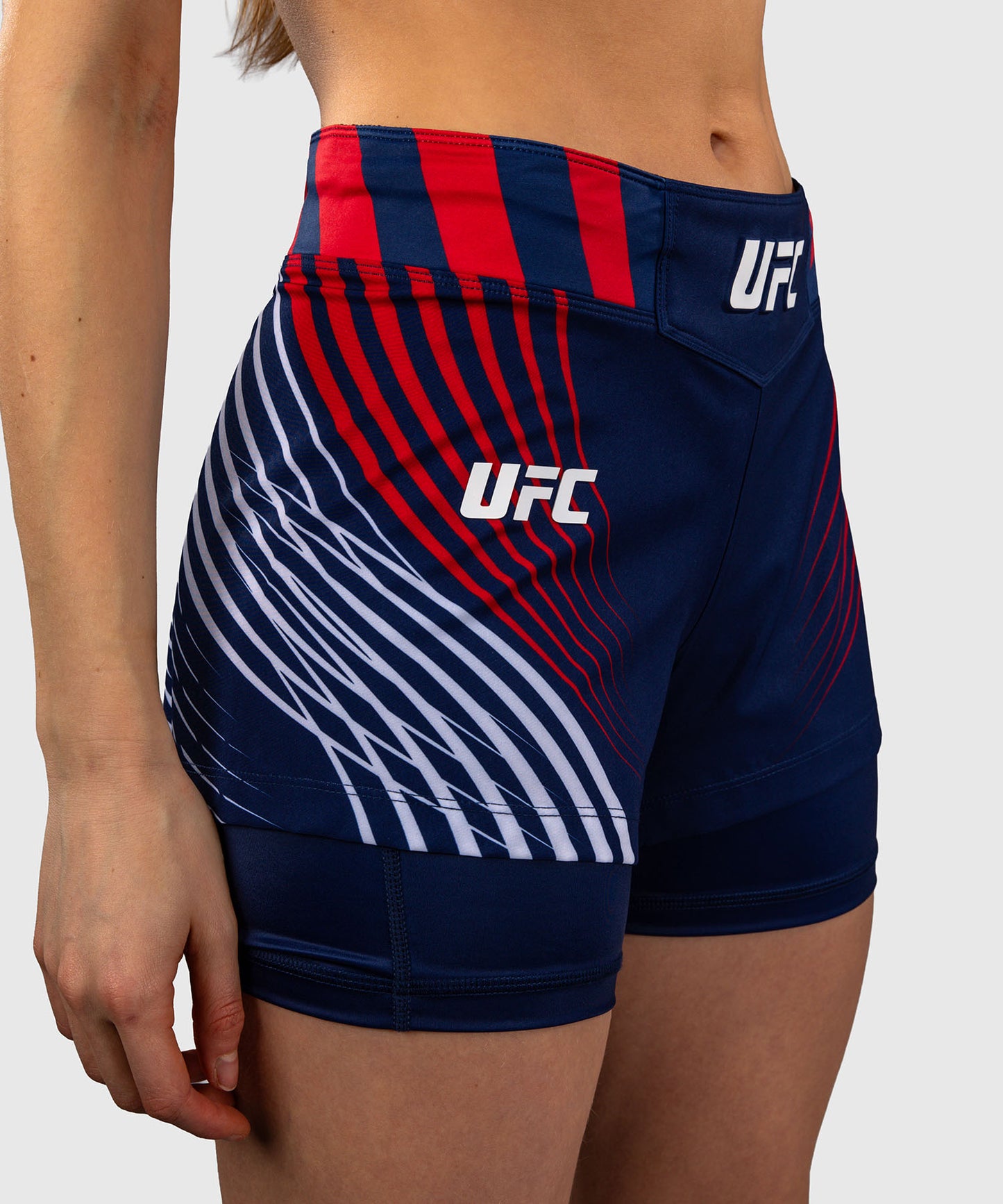 Official UFC Freedom 250 by Venum Authentic Fight Night Short de combat pour femme - Bleu