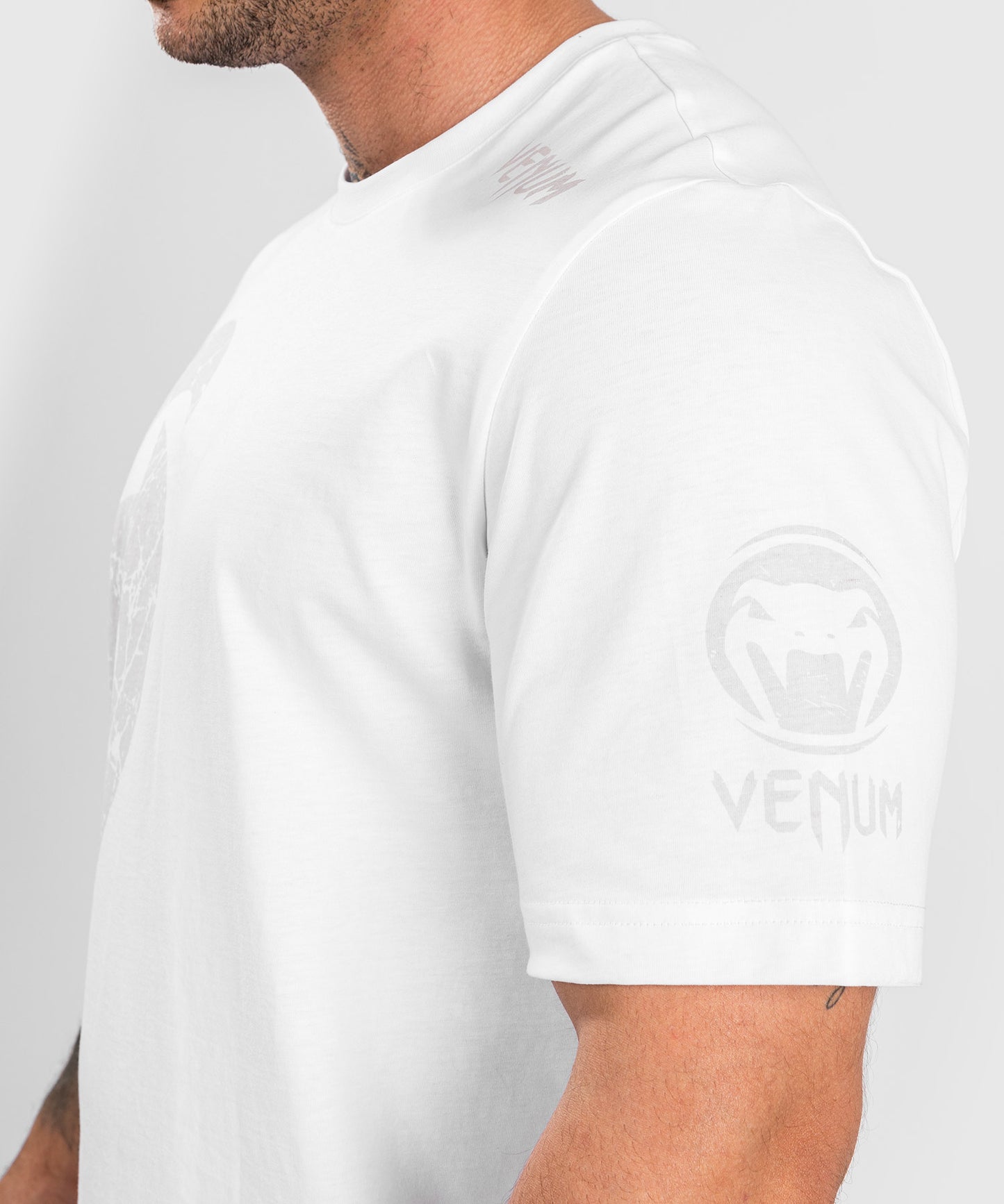 Camiseta Venum Giant Regular Fit - Blanco