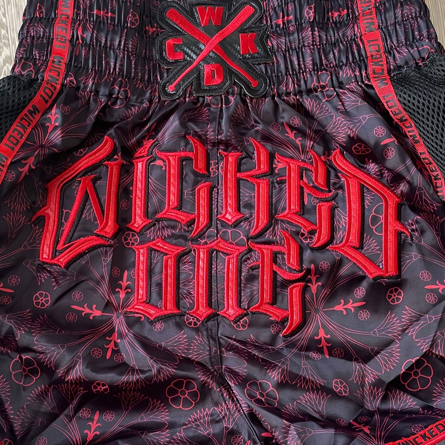Short Muay Thai Wicked One Kingdom - Rouge