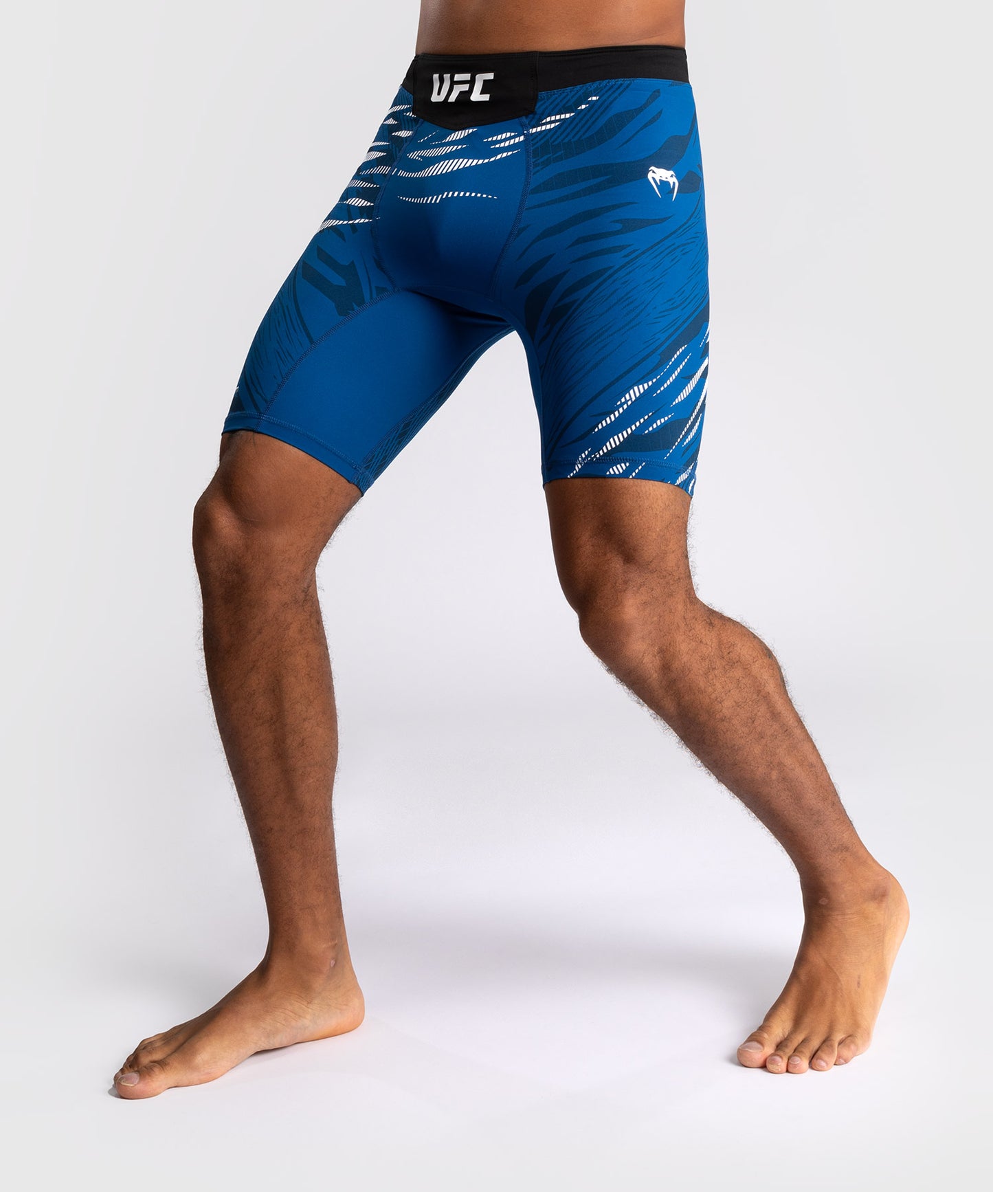 Shorts Vale Tudo pour Hommes UFC Fusion by Venum Authentic Fight Night - Bleu