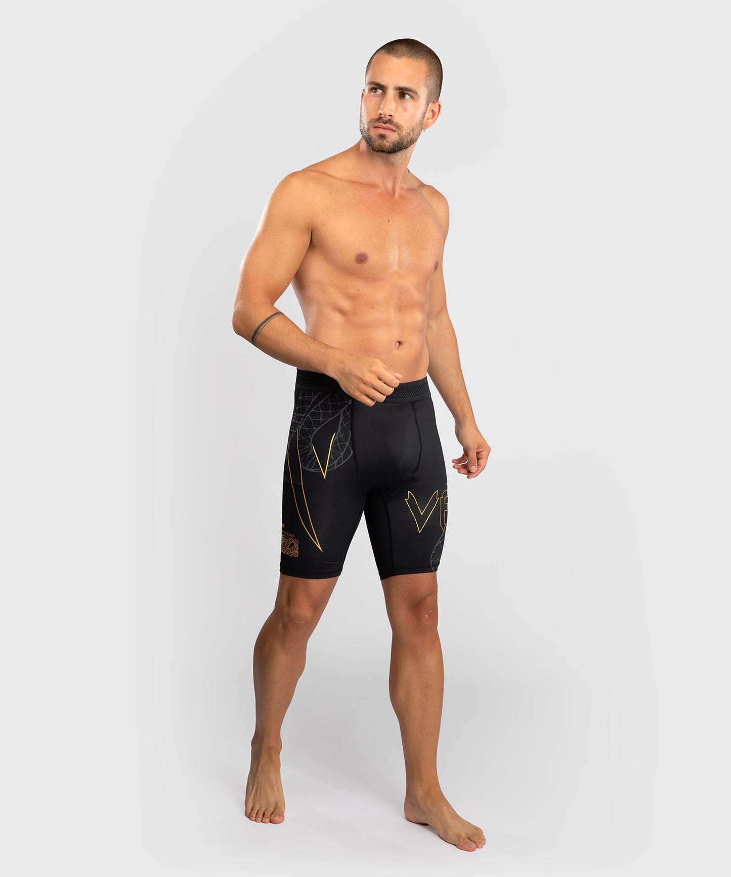 Short de Compression Venum Serpenti – Noir/Argent/Or