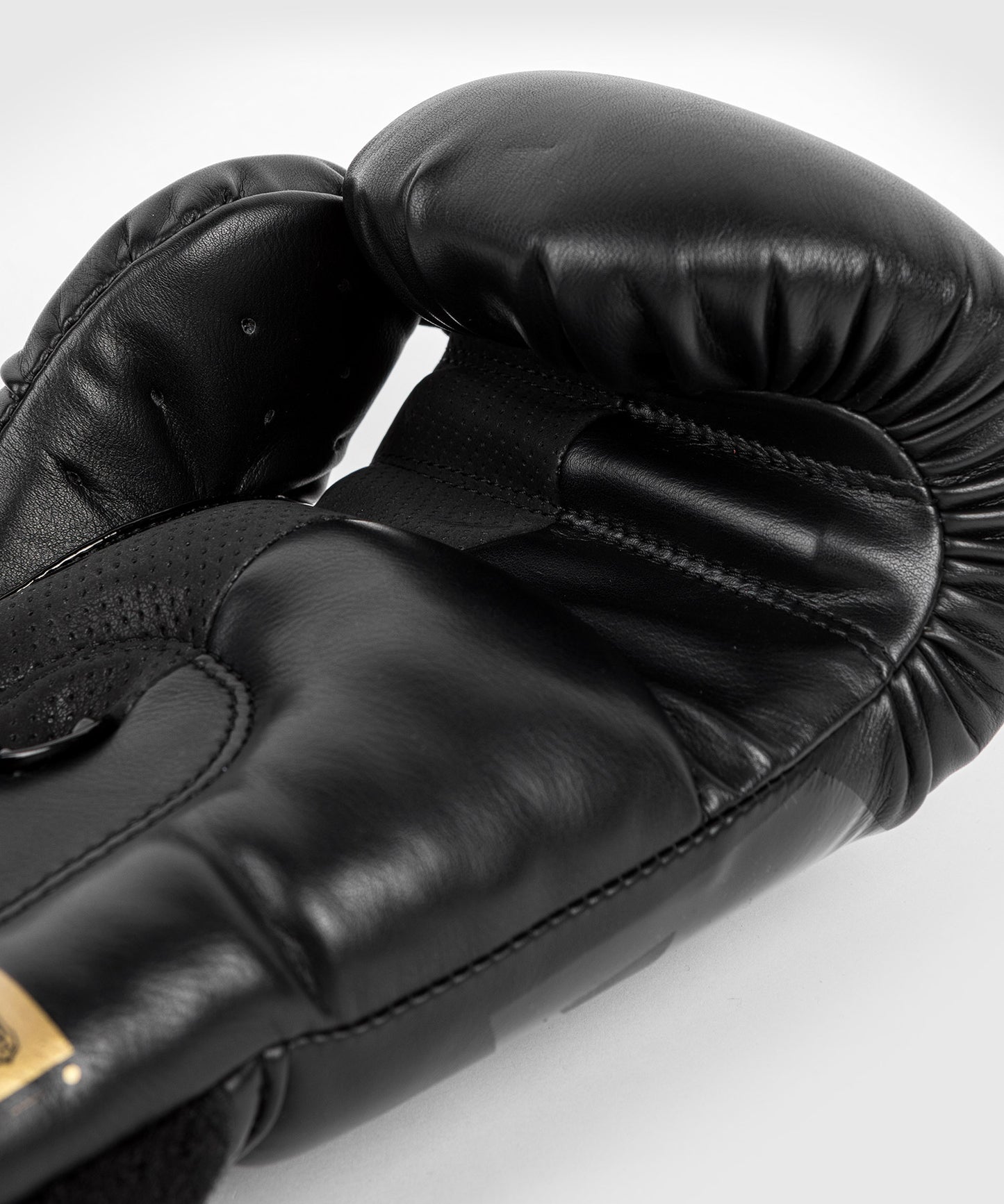 Gants de Boxe Venum Abarth #1 - Noir/Or