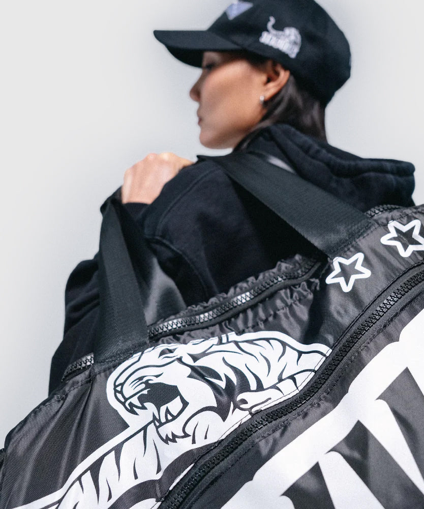 Yokkao Tiger Sporttasche – Schwarz