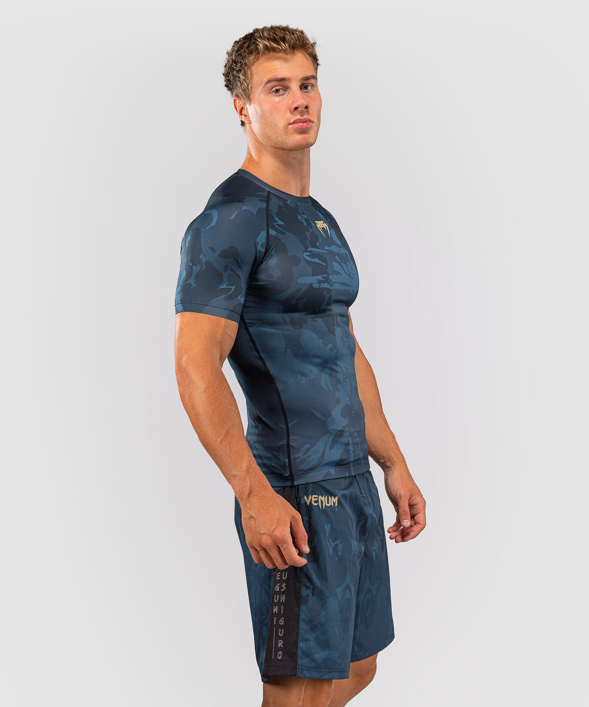Jujutsu Kaisen x Venum Fushiguro Rashguard a Maniche Corte – Verde Oceano