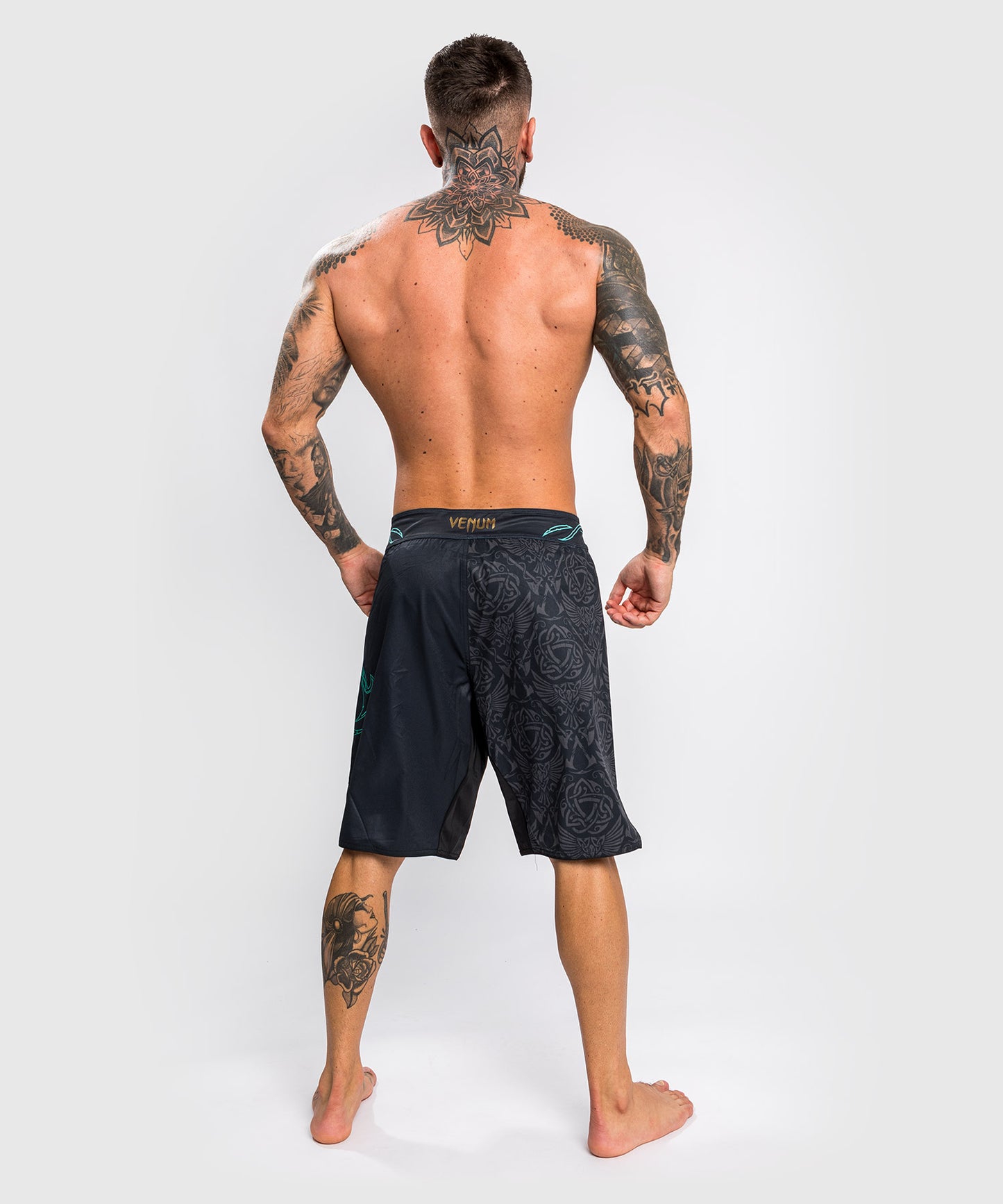 Pantaloncini da combattimento ricaricati di Venum Assassin's Creed - neri