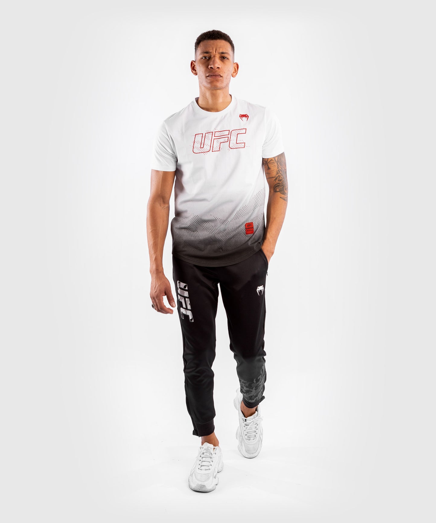 T-shirt Manches Courtes en Coton Homme UFC Venum Authentic Fight Week - Blanc
