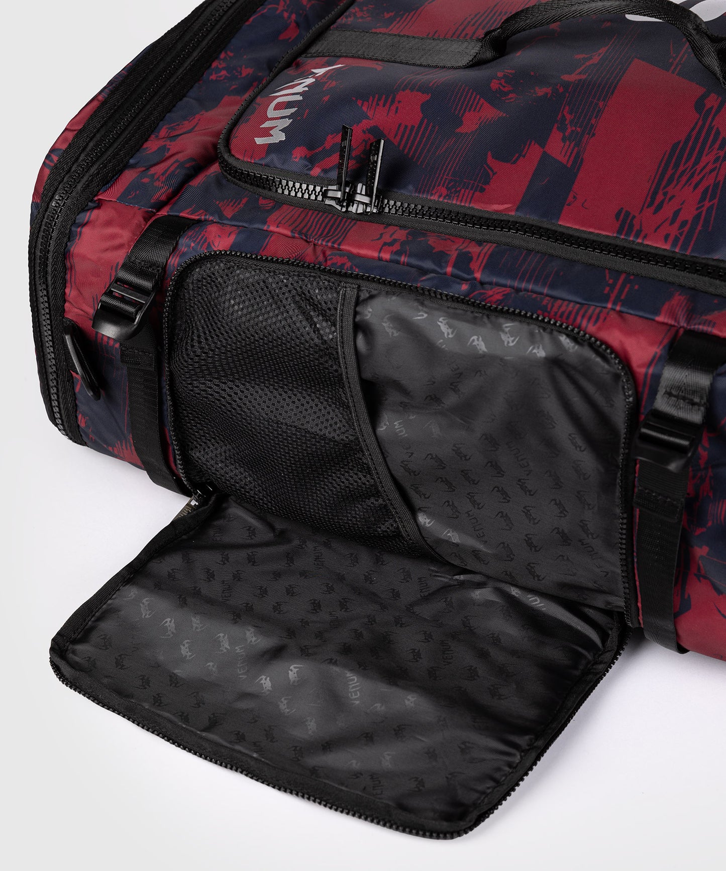 UFC Zenith by Venum Authentic Fight Week Bolsa de deporte - Burdeos (48L)
