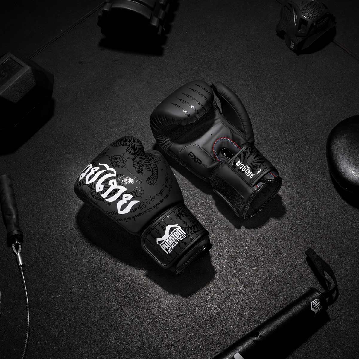 Gants De Boxe Phantom Athletics Muay Thai - Noir