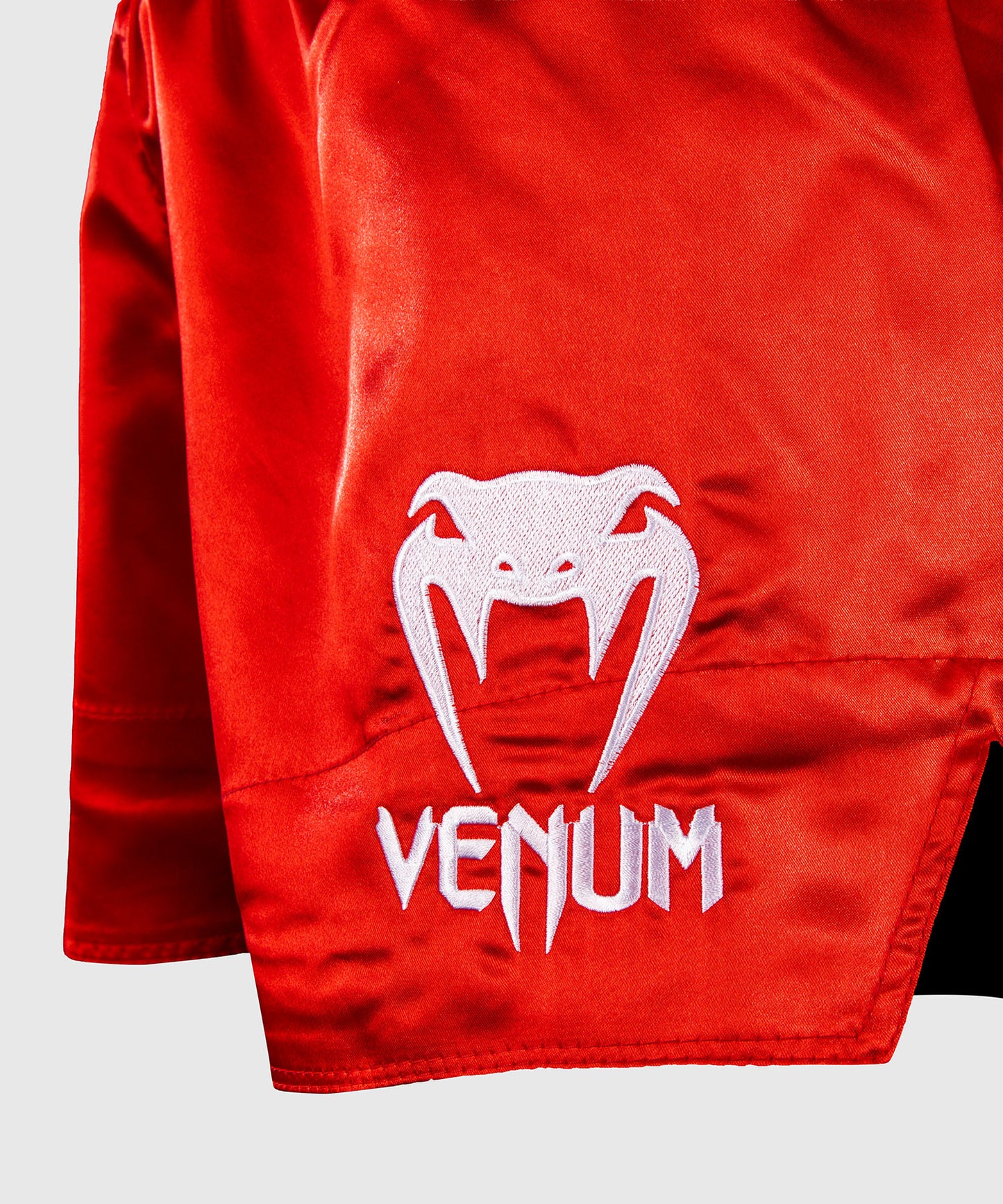 Short de Muay Thaï Venum Classic – Rouge