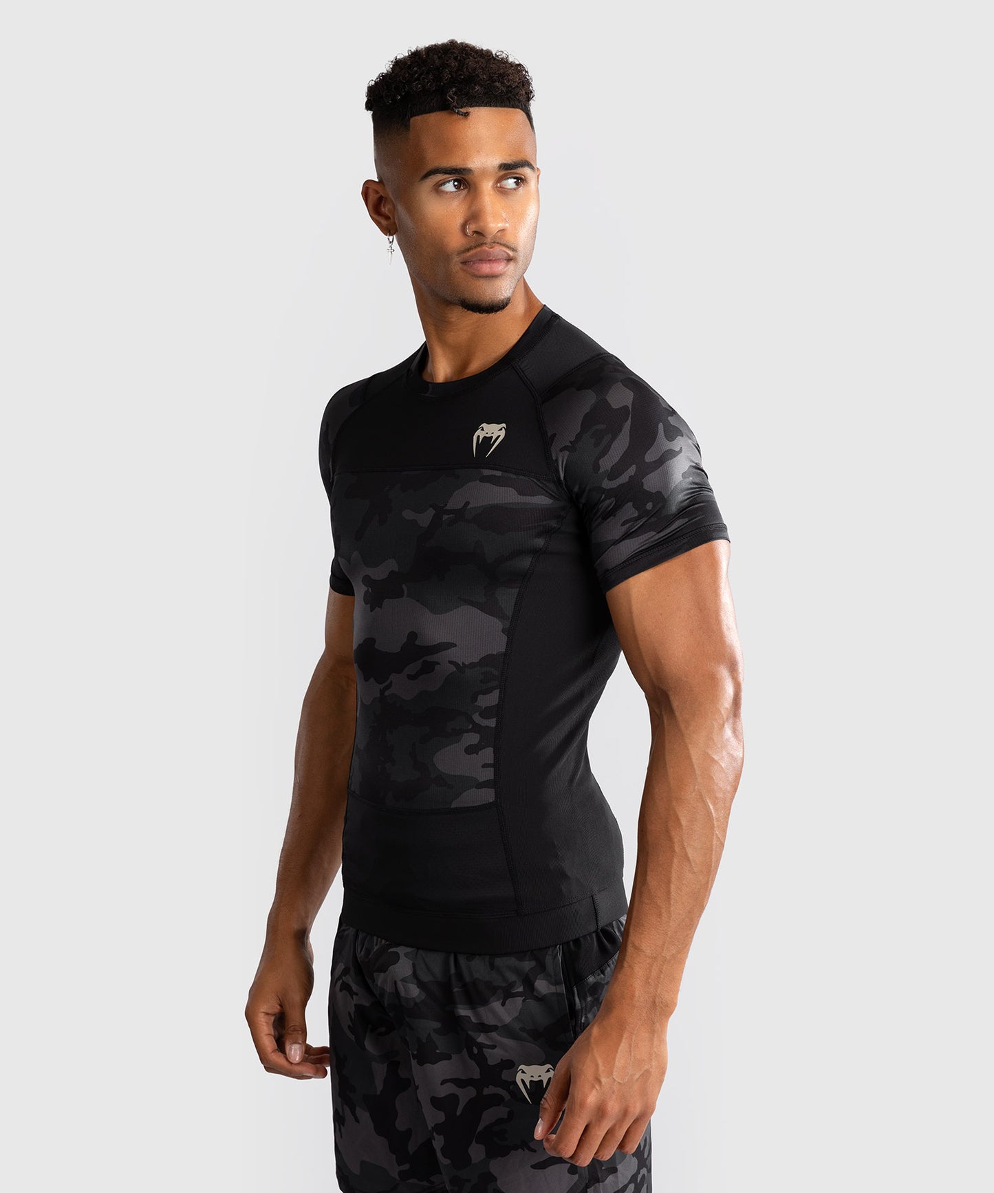 Rashguard à Manches Courtes Venum G-Fit Air pour Hommes - Camo Urban