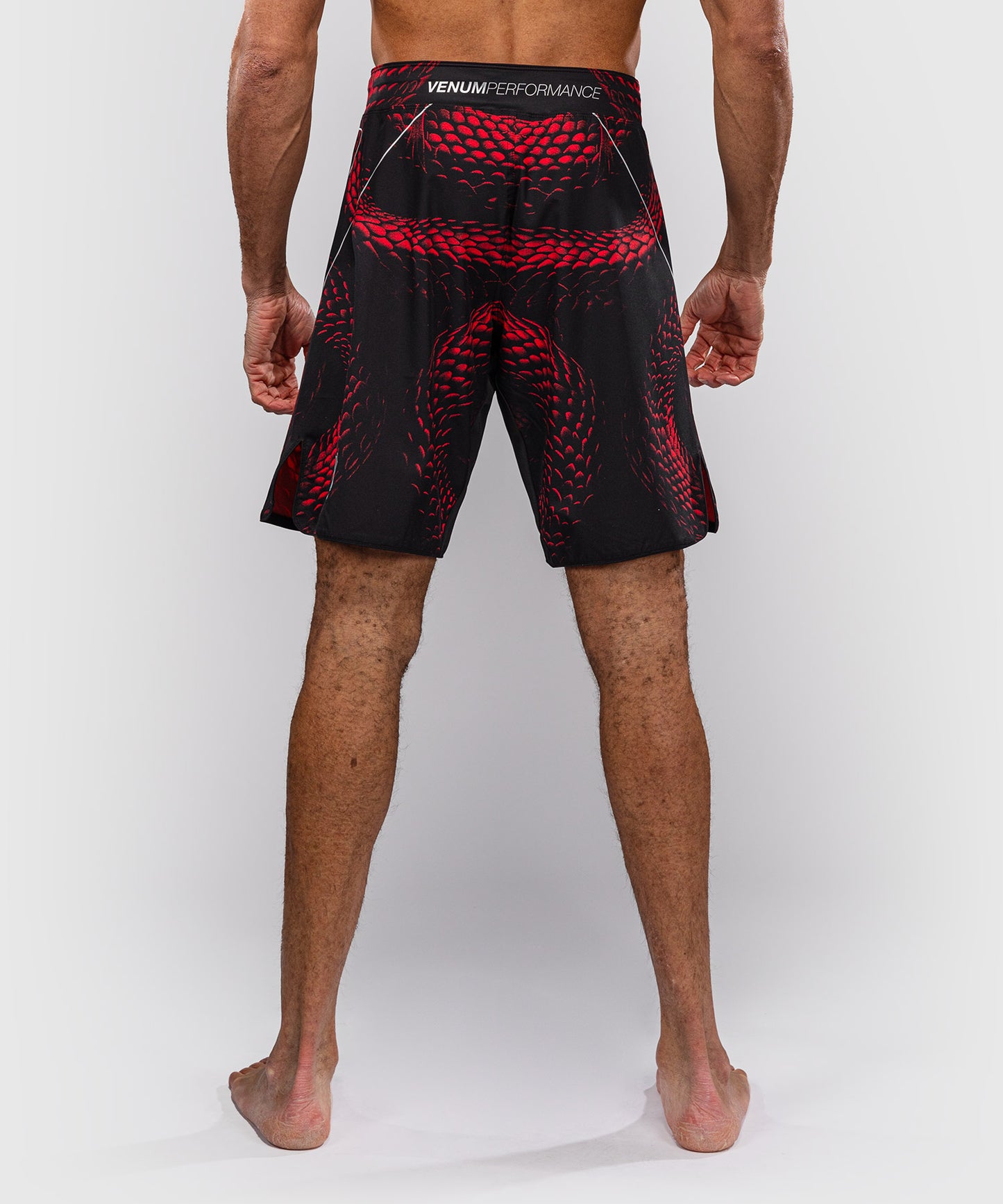 Venum Matupa Pantaloncini da Combattimento - Nero/Rosso/Argento