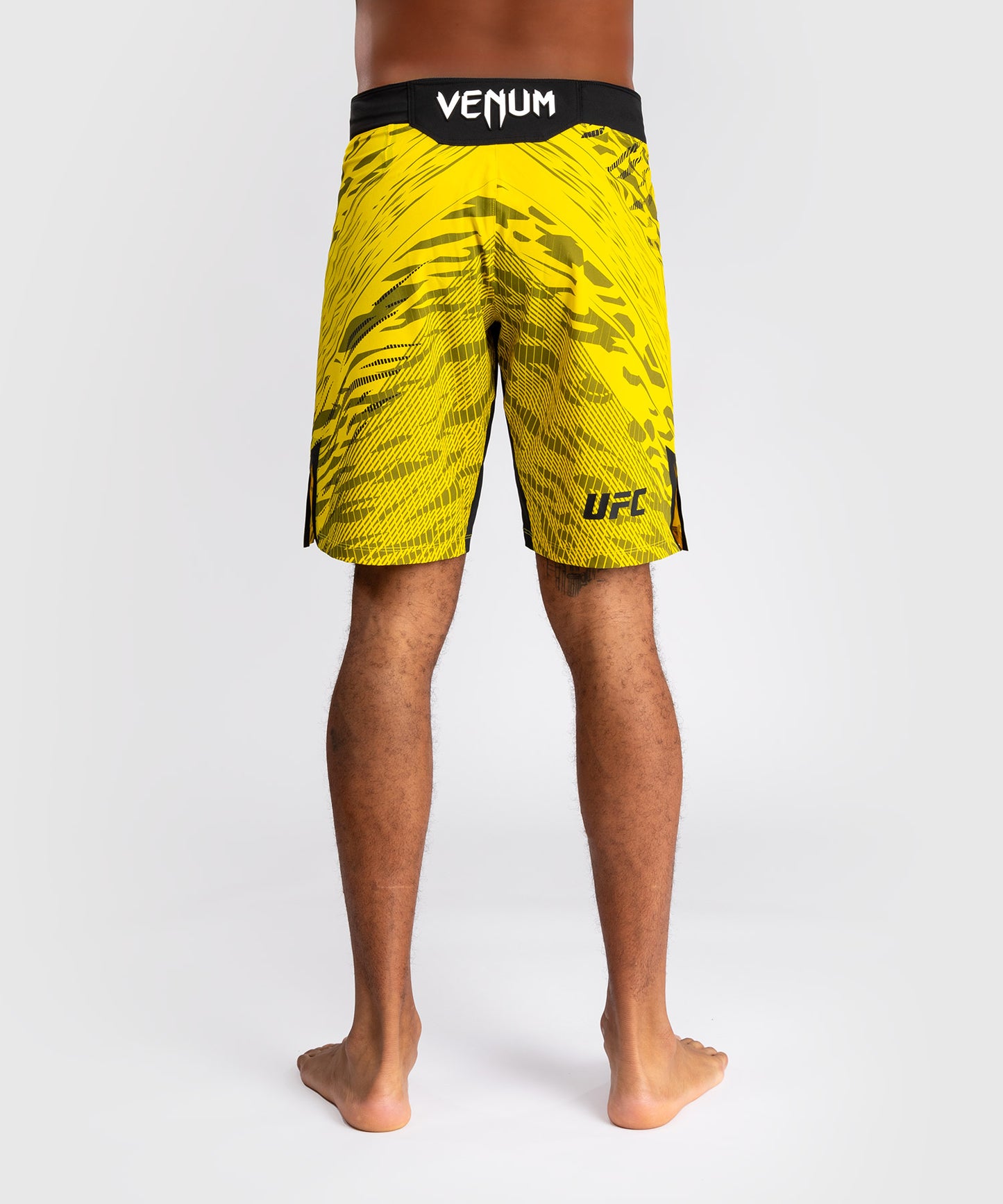 Shorts de Combat pour Hommes UFC Fusion by Venum Authentic Fight Night - Coupe Longue - Jaune