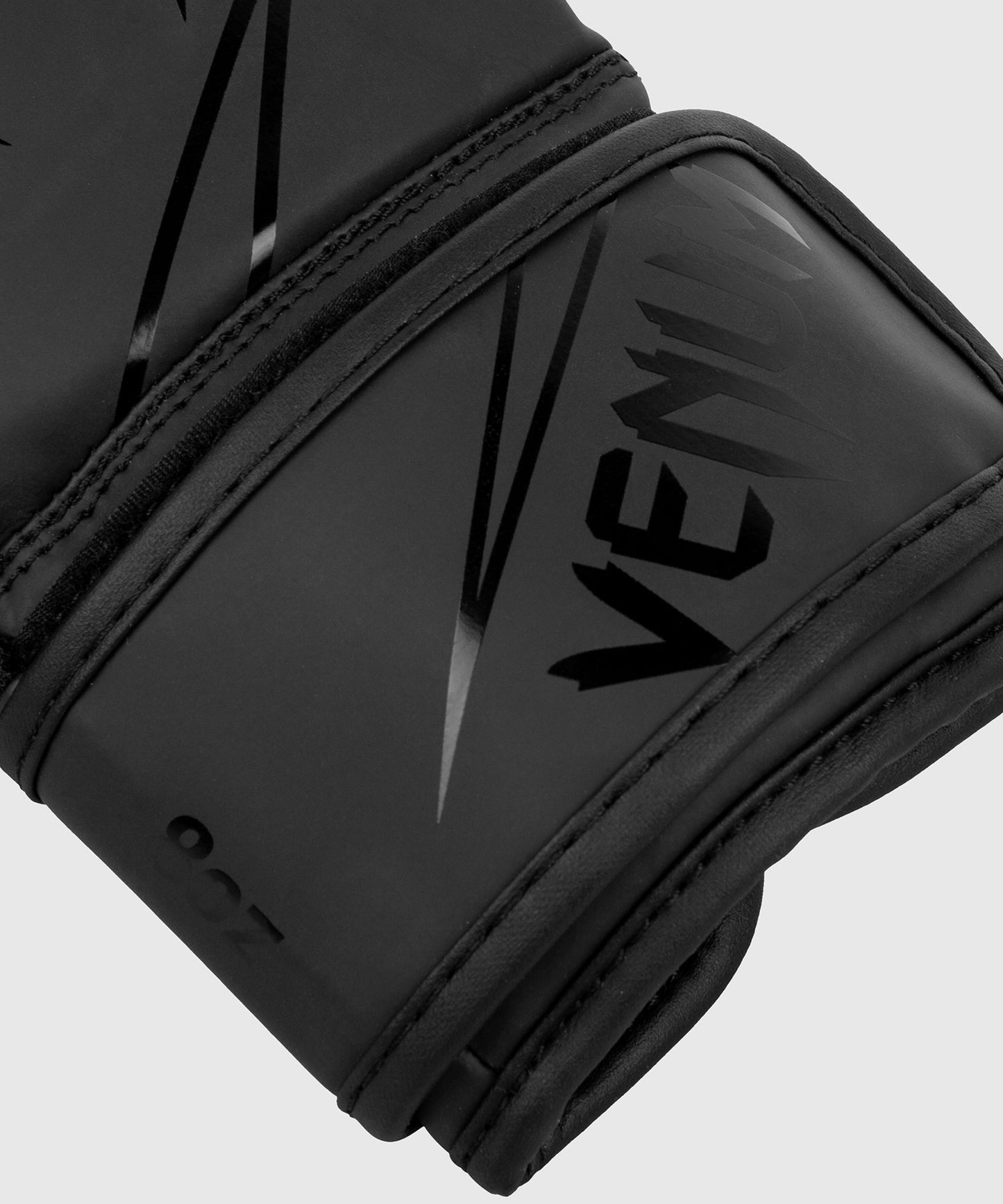 Gants de Boxe Venum Classic - Noir/Noir - 8oz - Edition WLMT