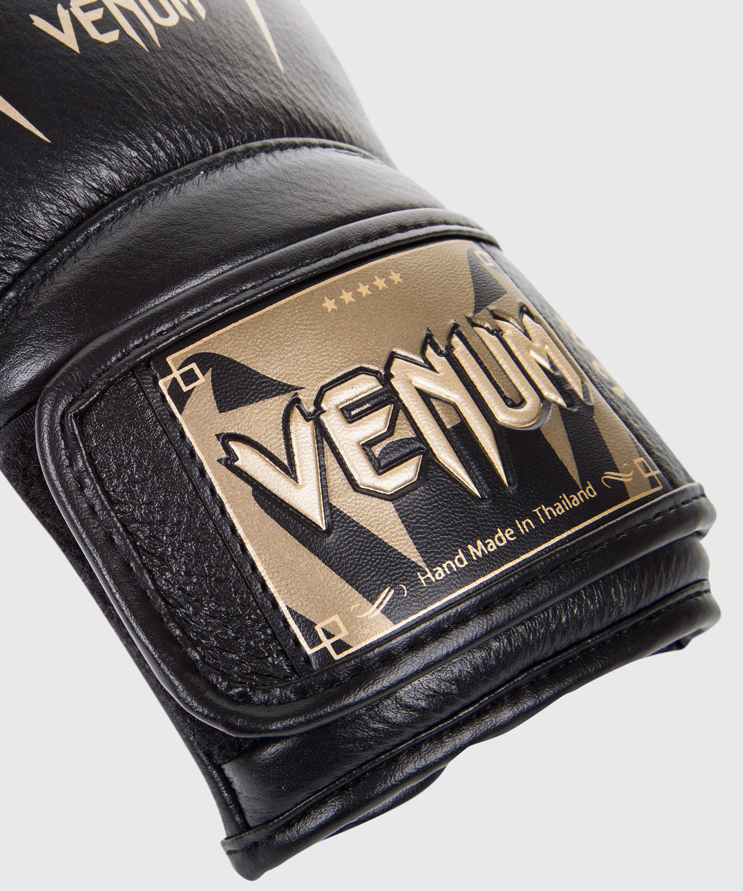 Gants de boxe Venum Giant 3.0 – Noir/Or