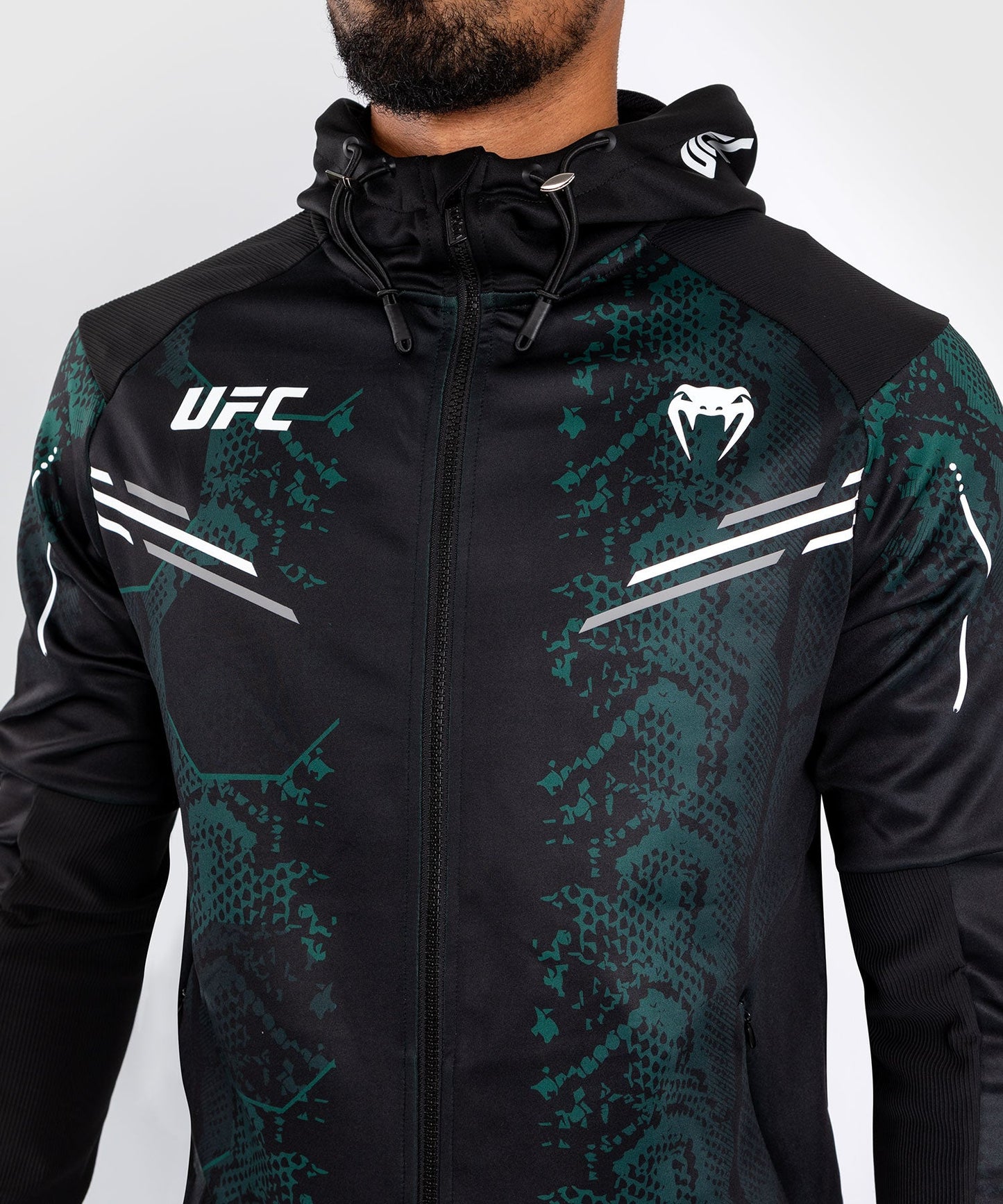 UFC Adrenaline Herren Kapuzenjacke by Venum Authentic Fight Night - Emerald Edition - Grün/Schwarz