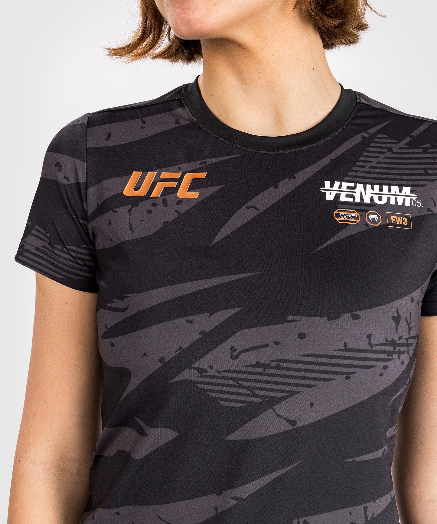 T-Shirt Dry-Tech pour Femmes UFC Adrenaline by Venum Fight Week - Urban Camo