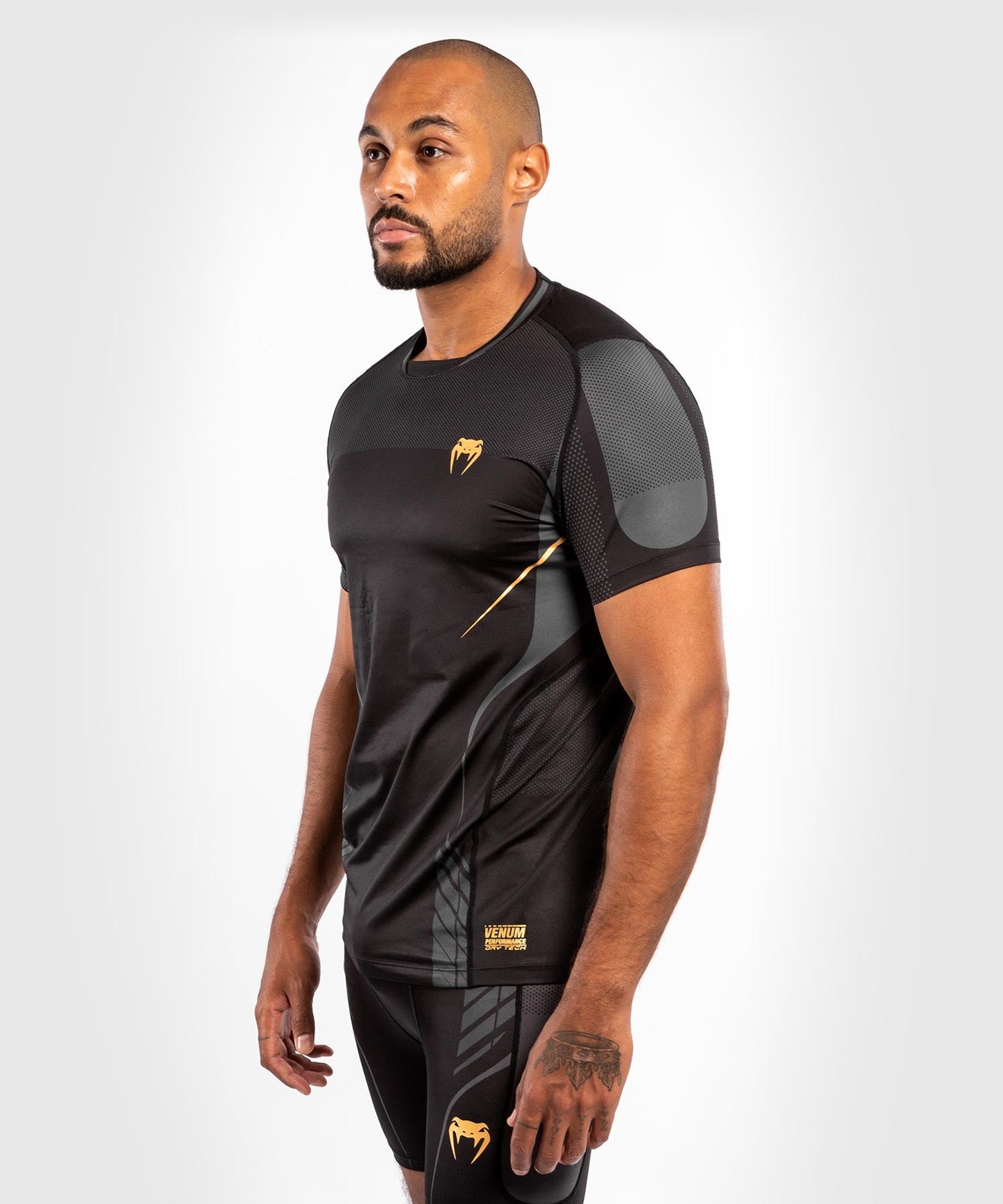Dry Tech Venum Athletics T-shirt - Black/Gold