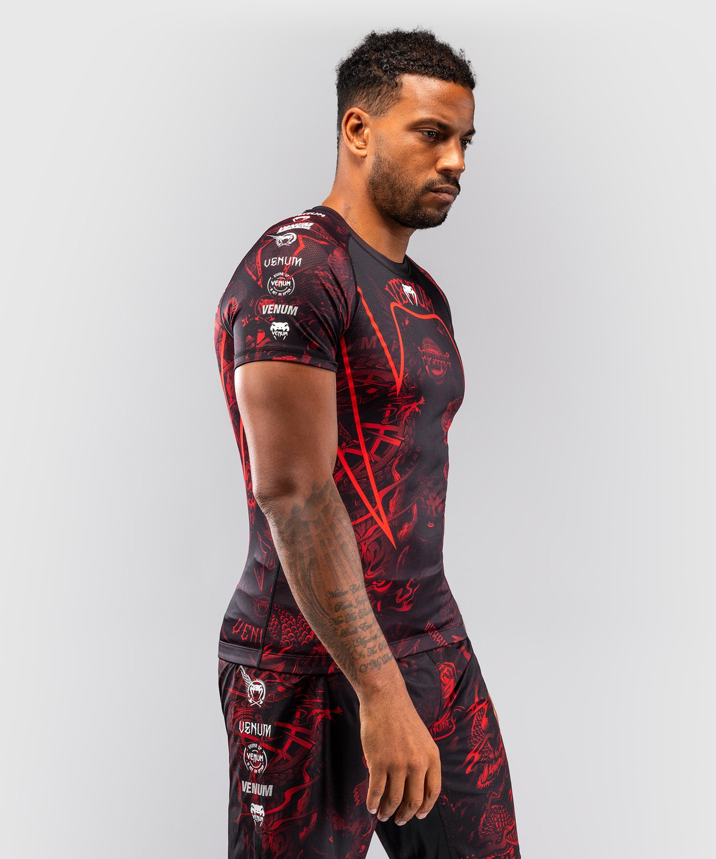 Rashguard à Manches Courtes Venum 20th Anniversary - Noir/Rouge