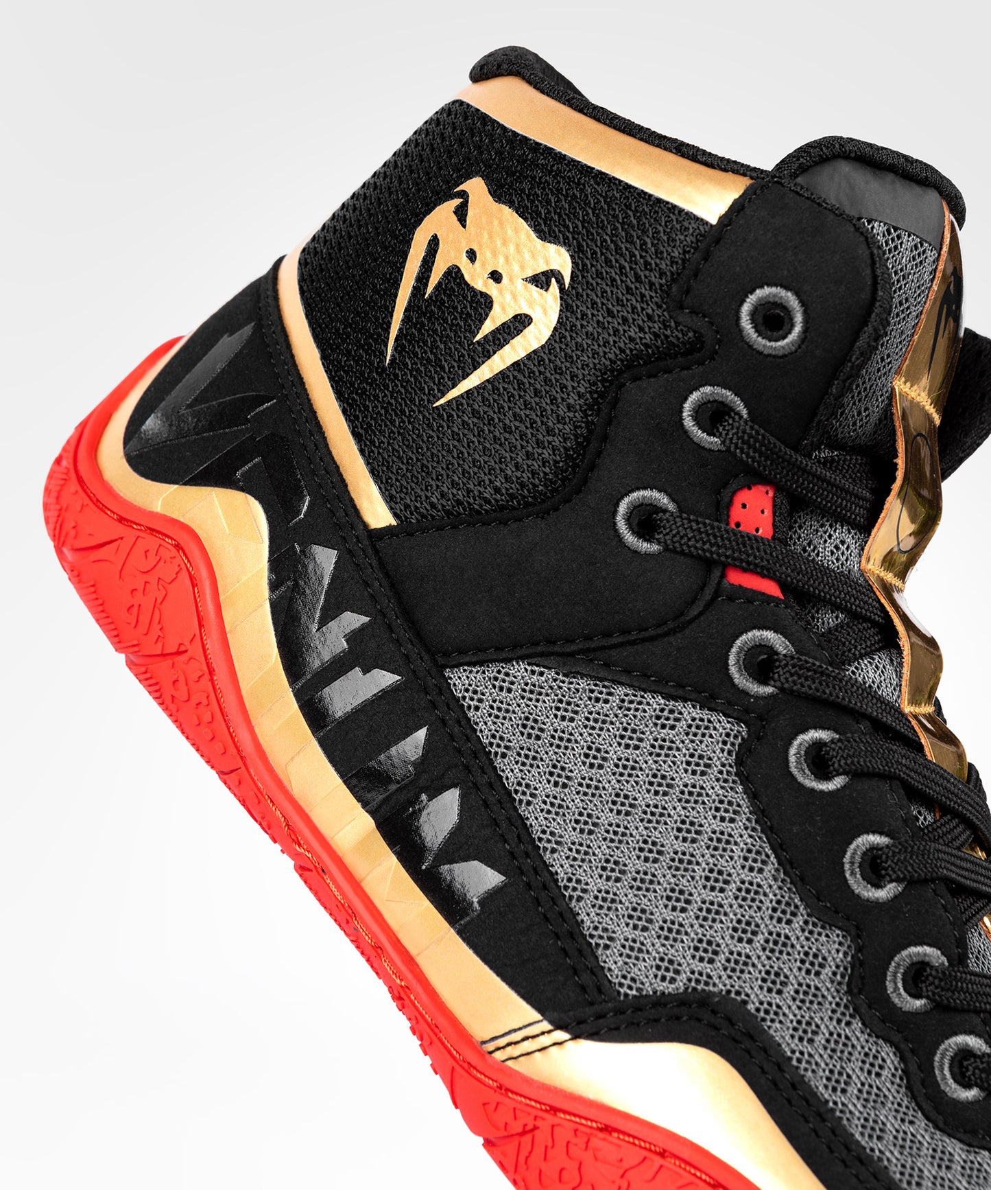 Chaussures de lutte Venum Elite - Noir/Or/Rouge