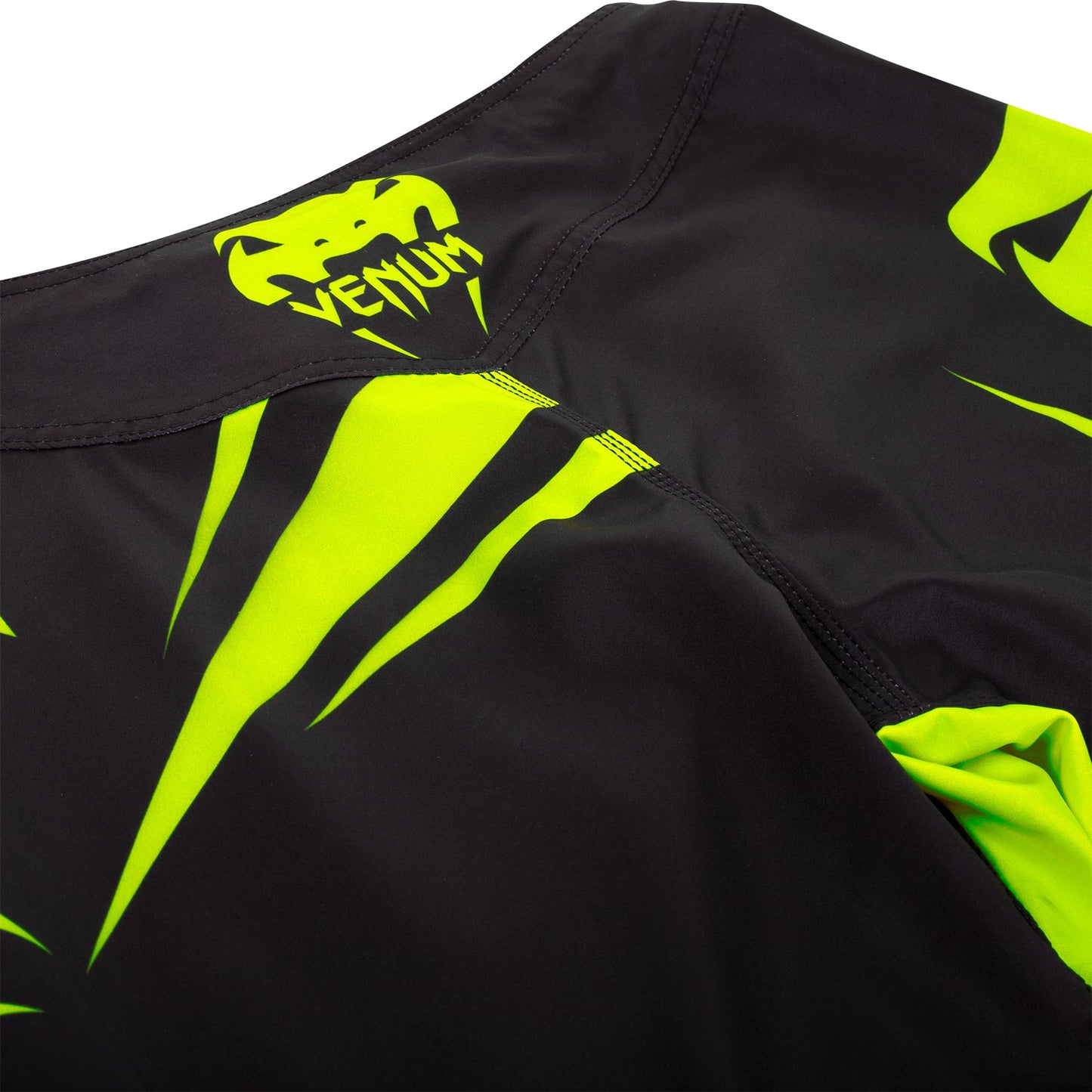 Venum Challenger Fightshort - Black/Fluorescent Yellow