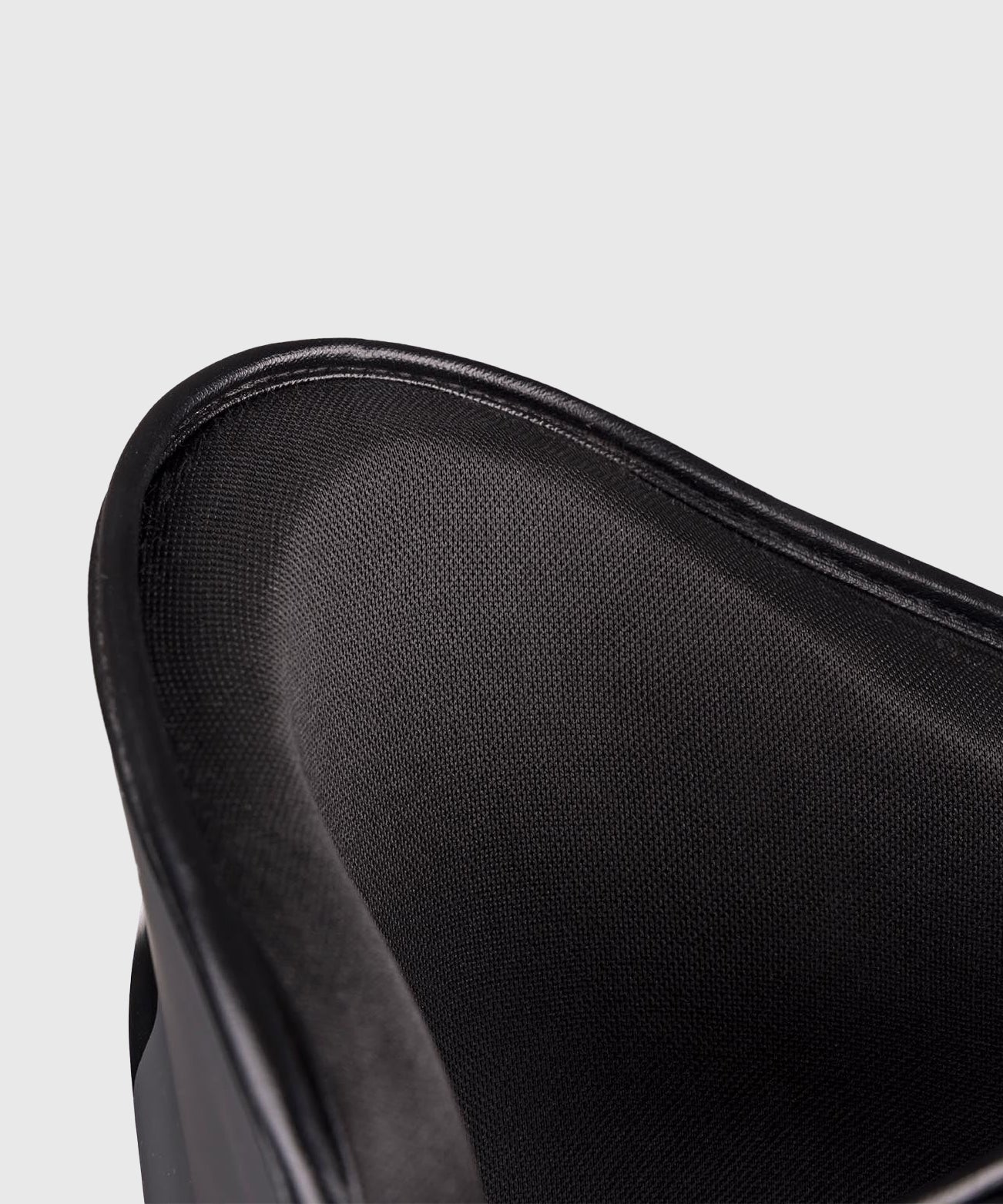 Protège-Tibias 8 Weapons Unlimited 2.0 – Noir/Noir