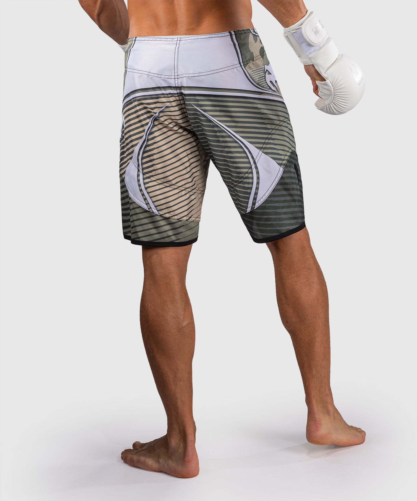 Venum Camo Hero Fightshorts - Khaki/Cremeweiß