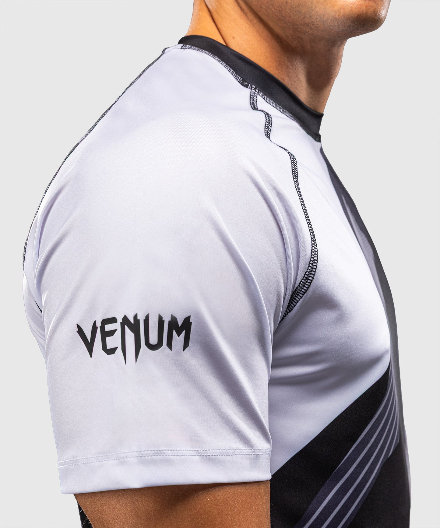 Venum No-Gi 6.0 Dry-Tech T-Shirt - Schwarz/Weiß