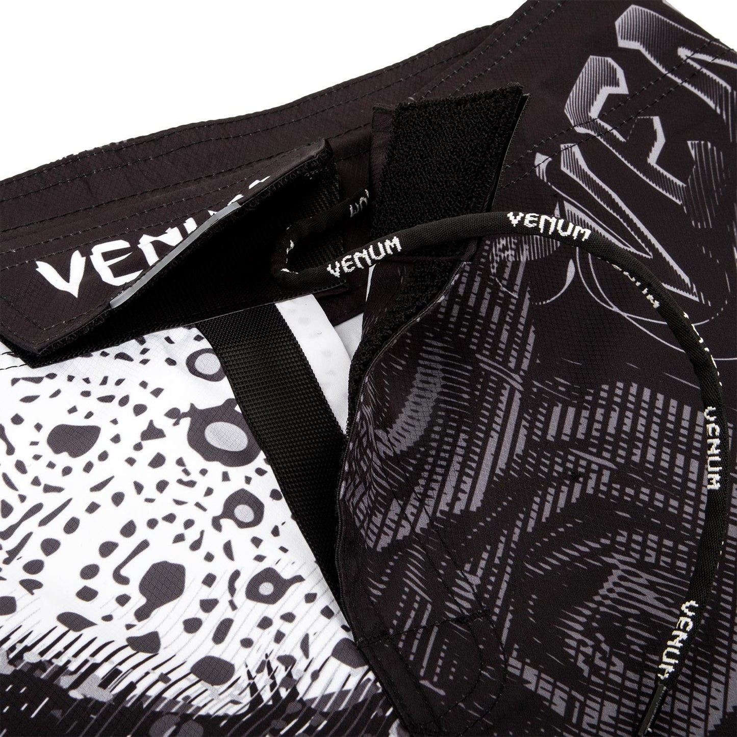 Fightshort Venum Santa Muerte 3.0 - Noir/Blanc