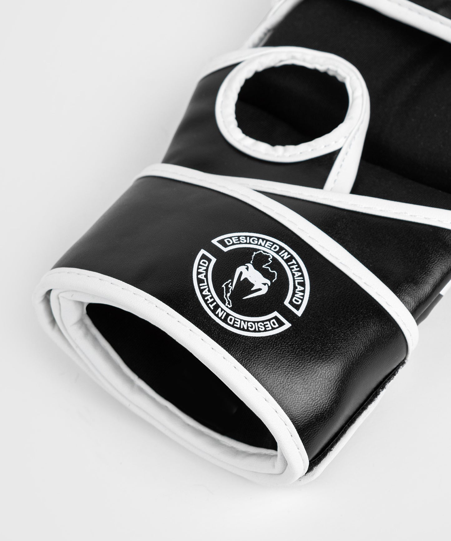 Venum Challenger MMA-Handschuhe - Daumenfrei - Schwarz
