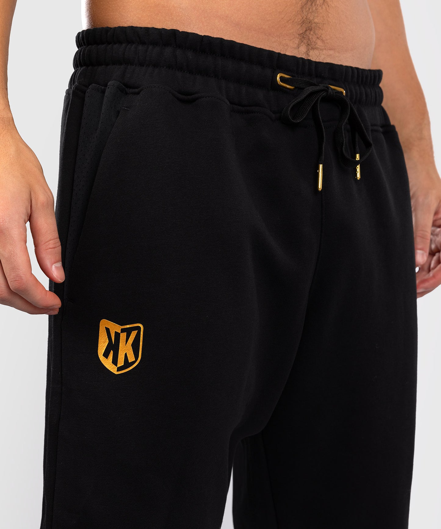 Foot Korner x Venum Hexagon MMA jogging - Black/Gold