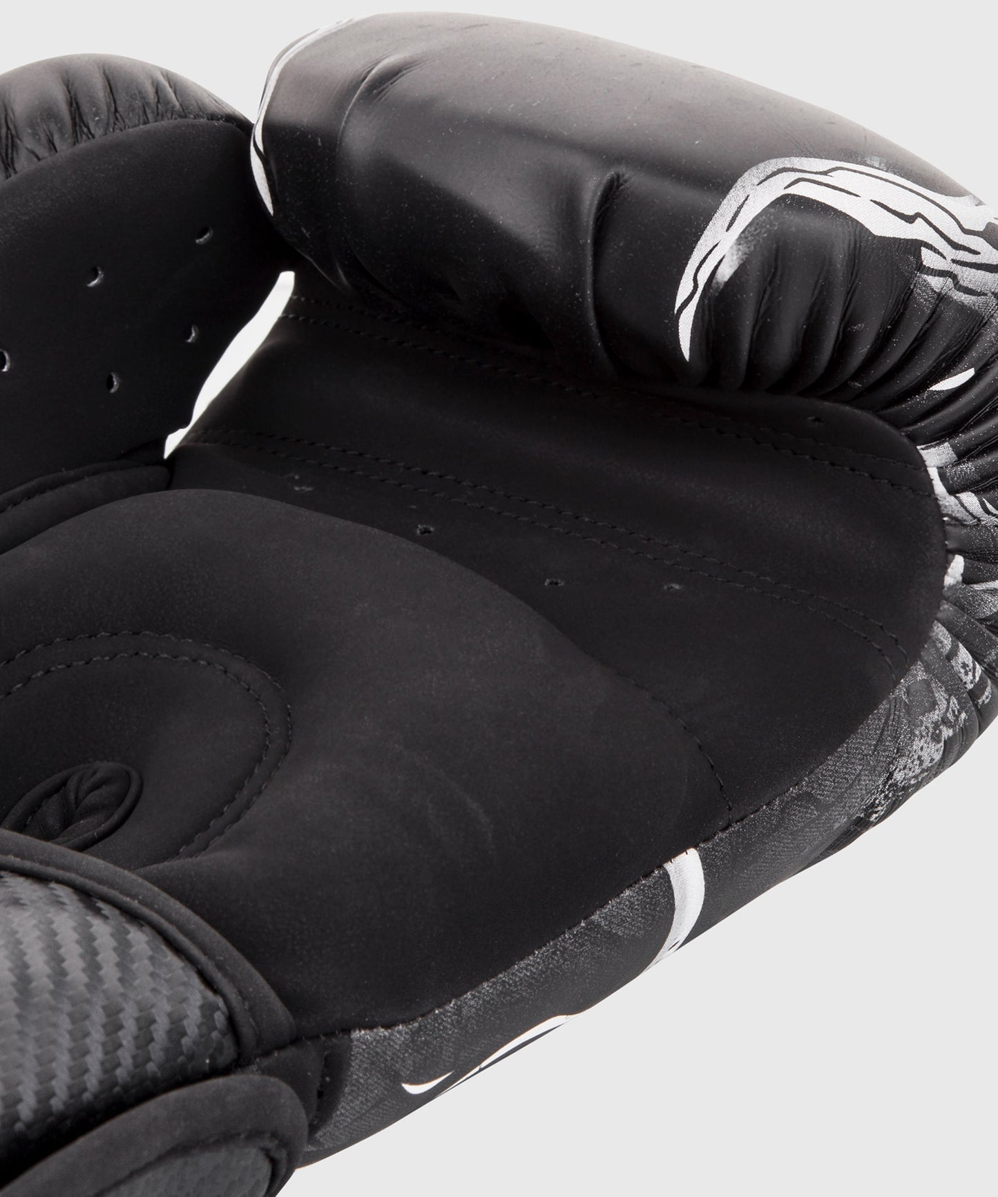Gants de boxe Venum Devil - Noir/Blanc